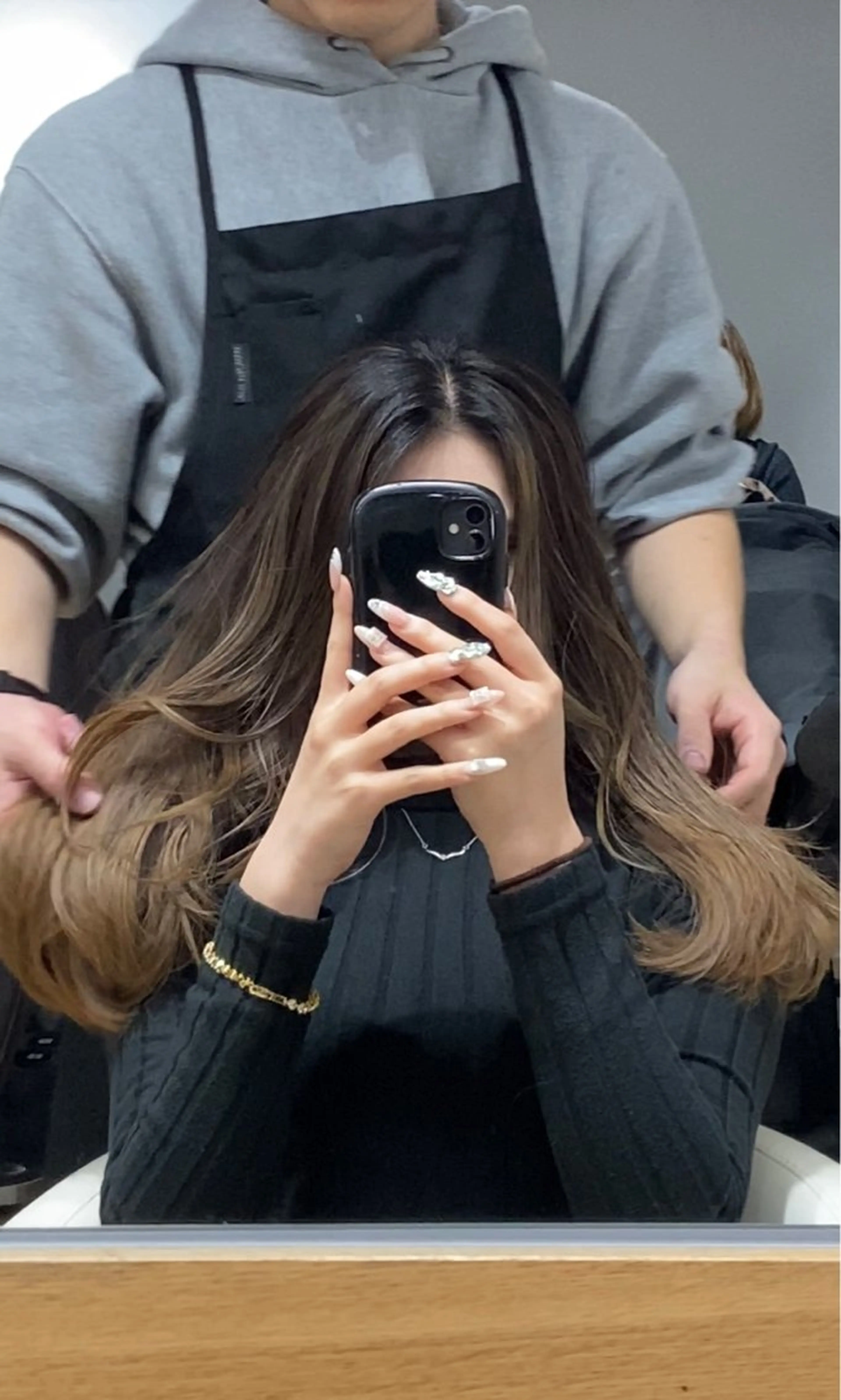 ロング カラー バレイヤージュ ベージュカラー ブラウンカラー ブラウンベージュ 外国人風カラー カット ヘアカラー Kensho 京都駅 ケアブリーチのヘアスタイル