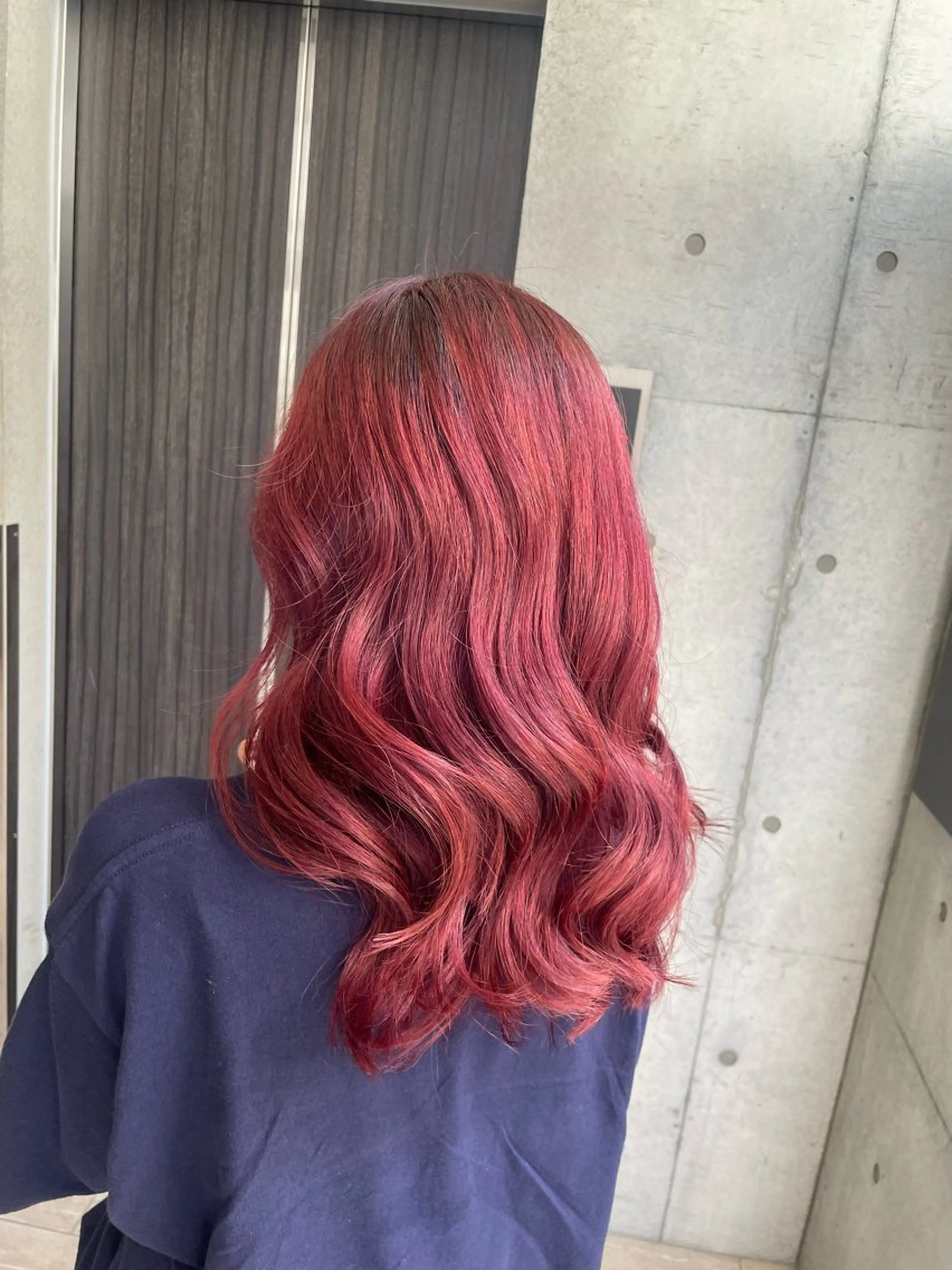 セミロング ヘアカラー トリートメント shion 透明感カラーのヘアスタイル