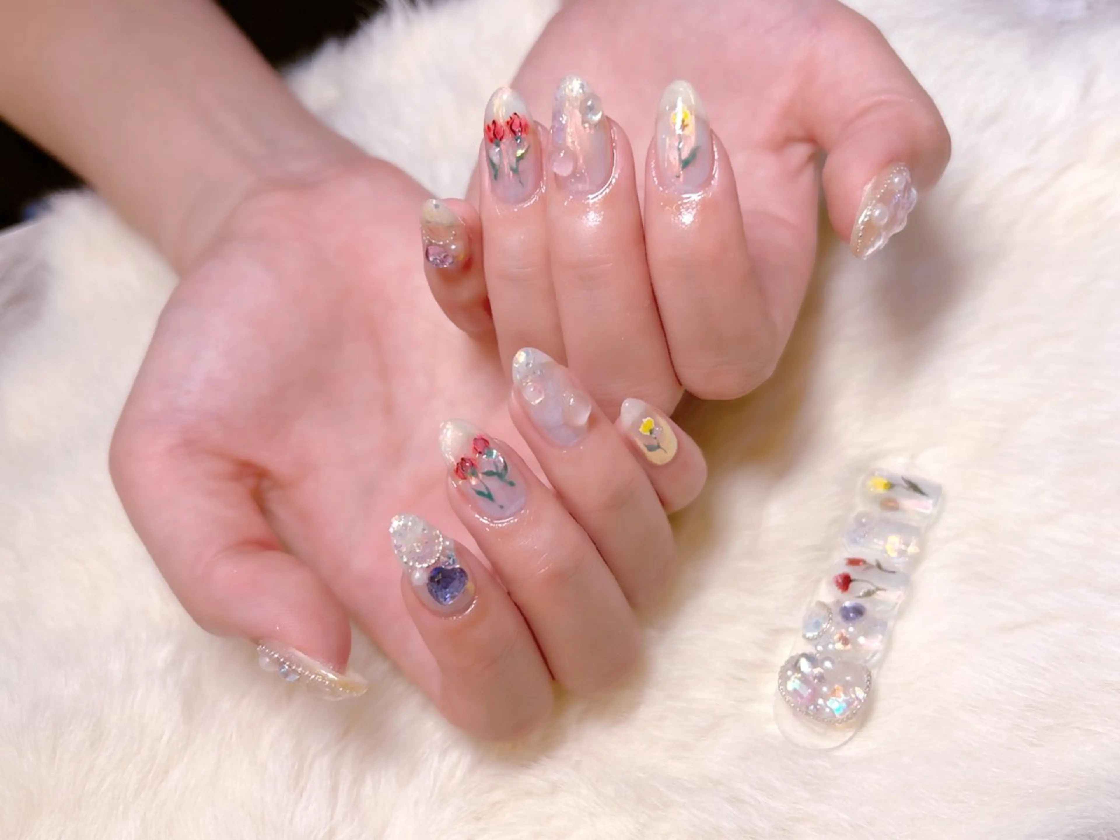 ネイル NARUMI HYODOのネイルデザイン