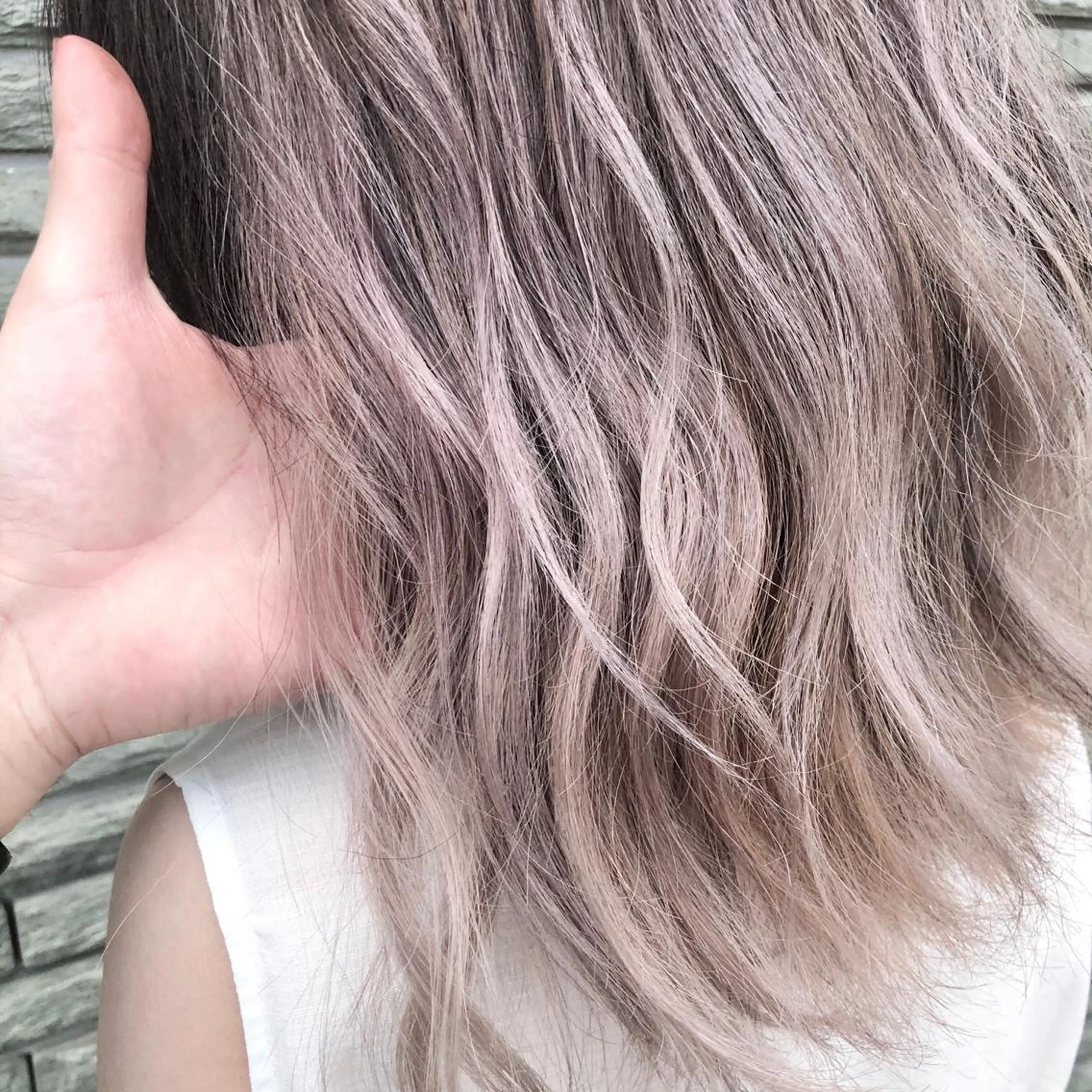 ミディアム カラー ヘアアレンジ ショートボブ シールエクステ バレイヤージュ デザインカラー ハイライトカラー アンドウ ユウ/ レイヤーカット/韓国のヘアスタイル