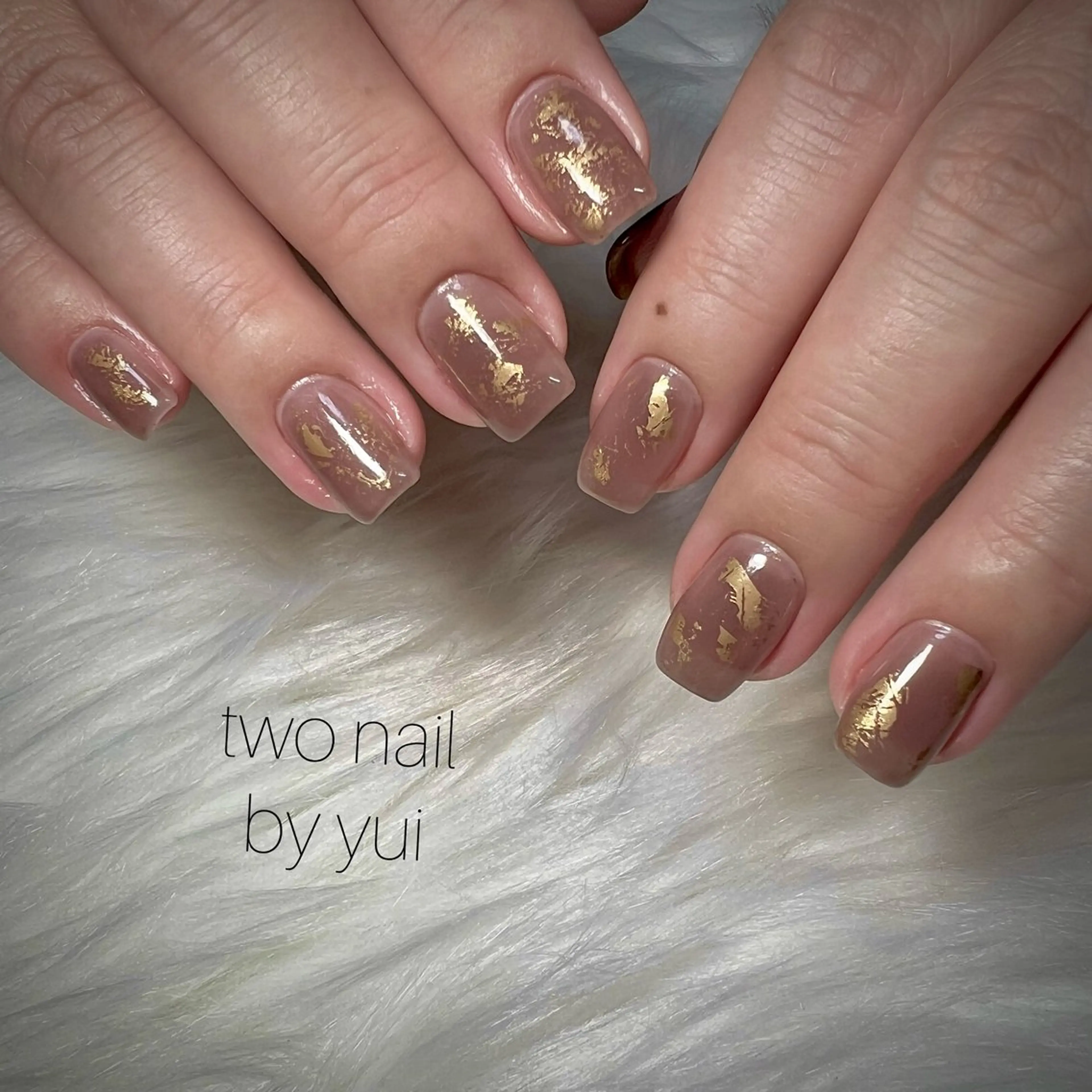 ネイル アートネイル ブラウン ネイルチップ ホワイト ハンドネイル two nailのネイルデザイン