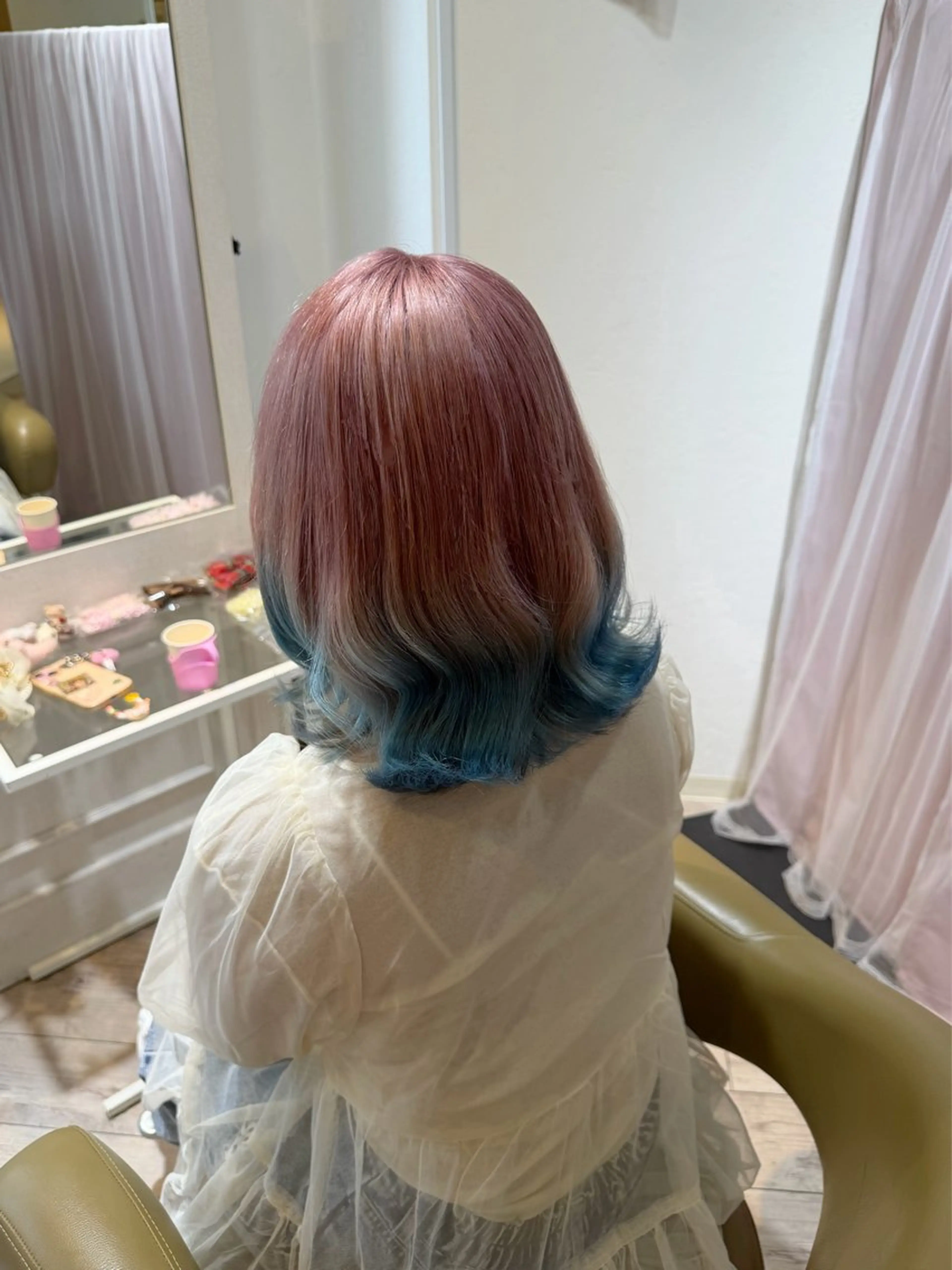 ミディアム カラー ピンクカラー ヘアカラー ハイトーン/アレンジ かなで⊹ ࣪ ˖⟡のヘアスタイル