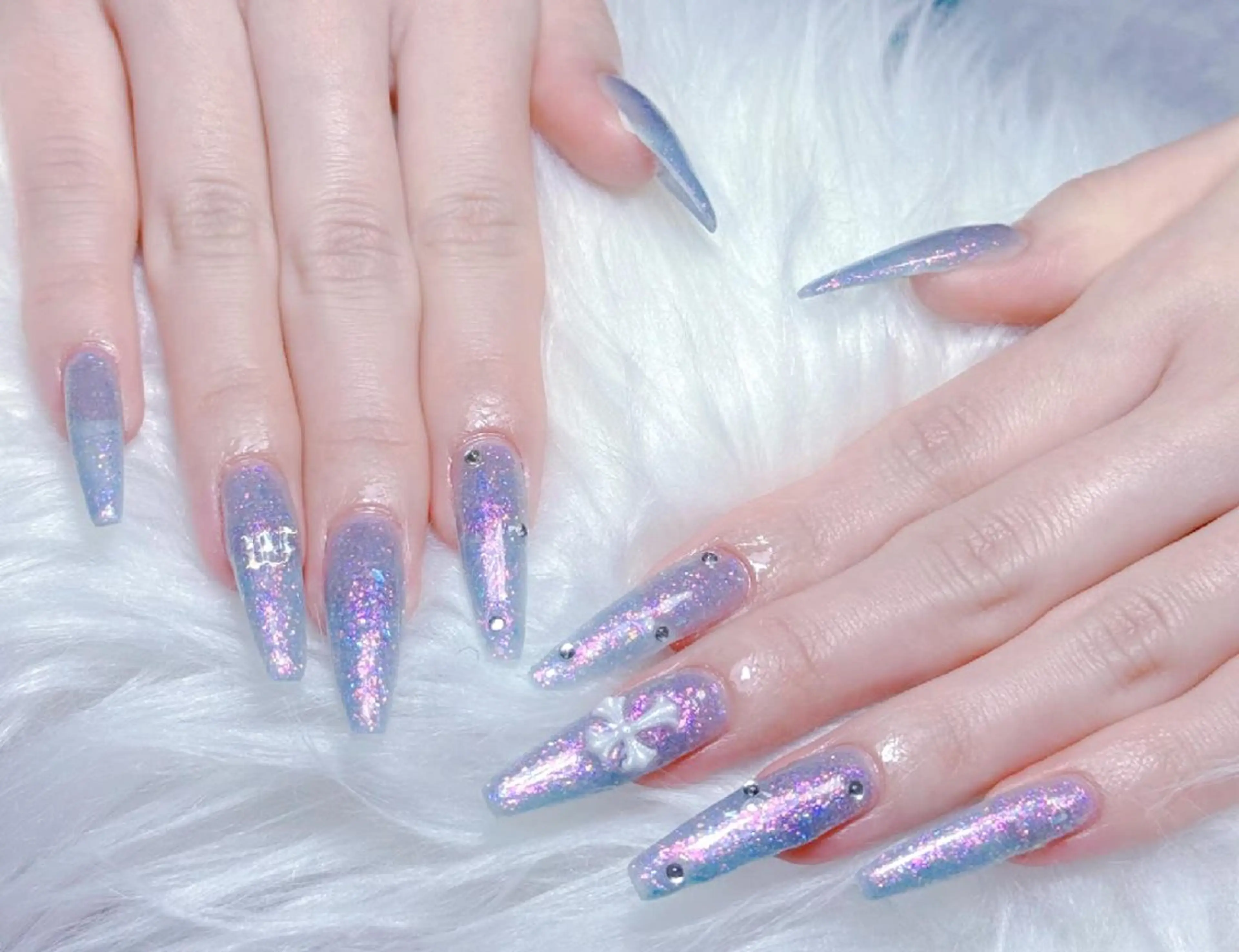 ネイル 小島 阿佑美のネイルデザイン