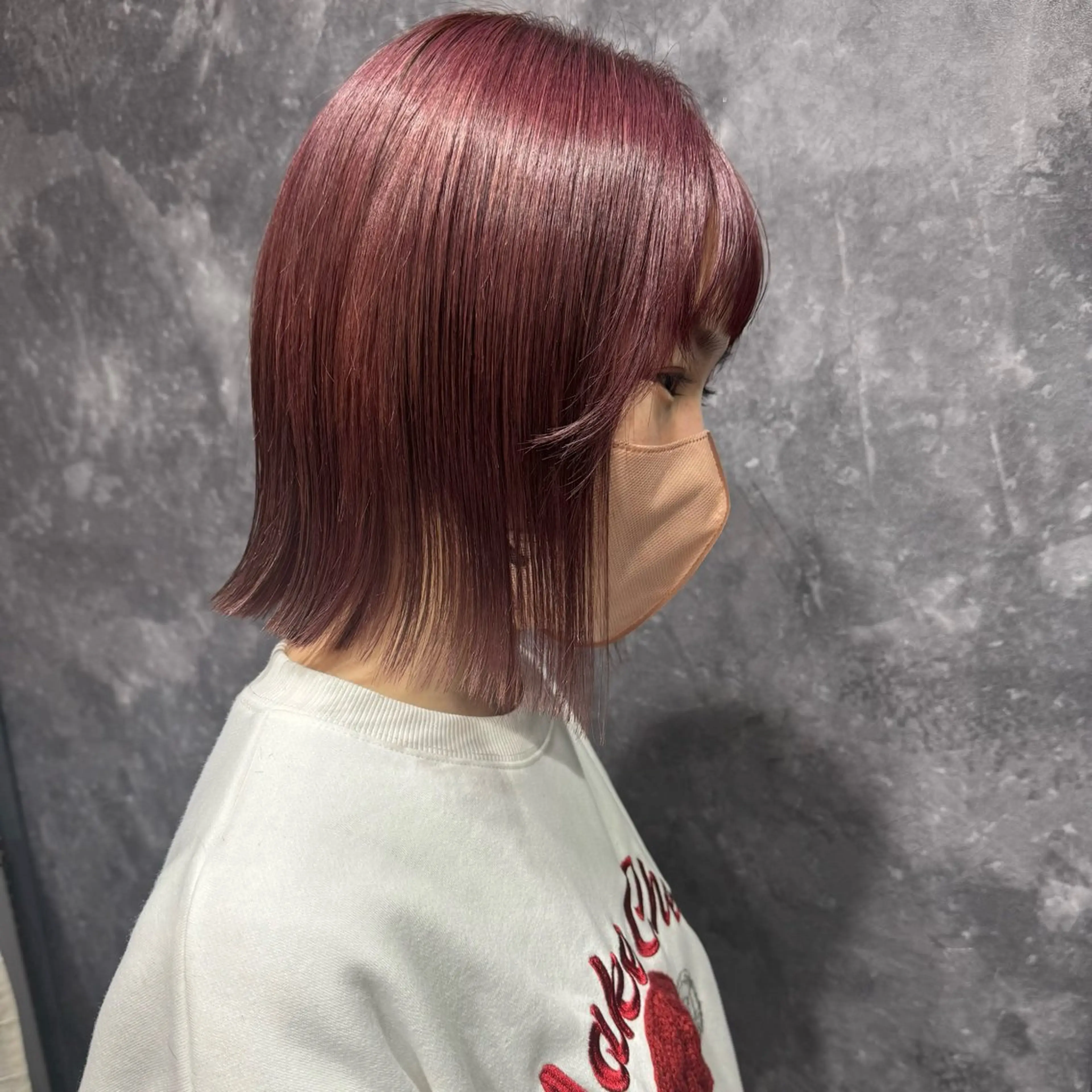 ミディアム カラー カット ヘアカラー トリートメント shiho .のヘアスタイル