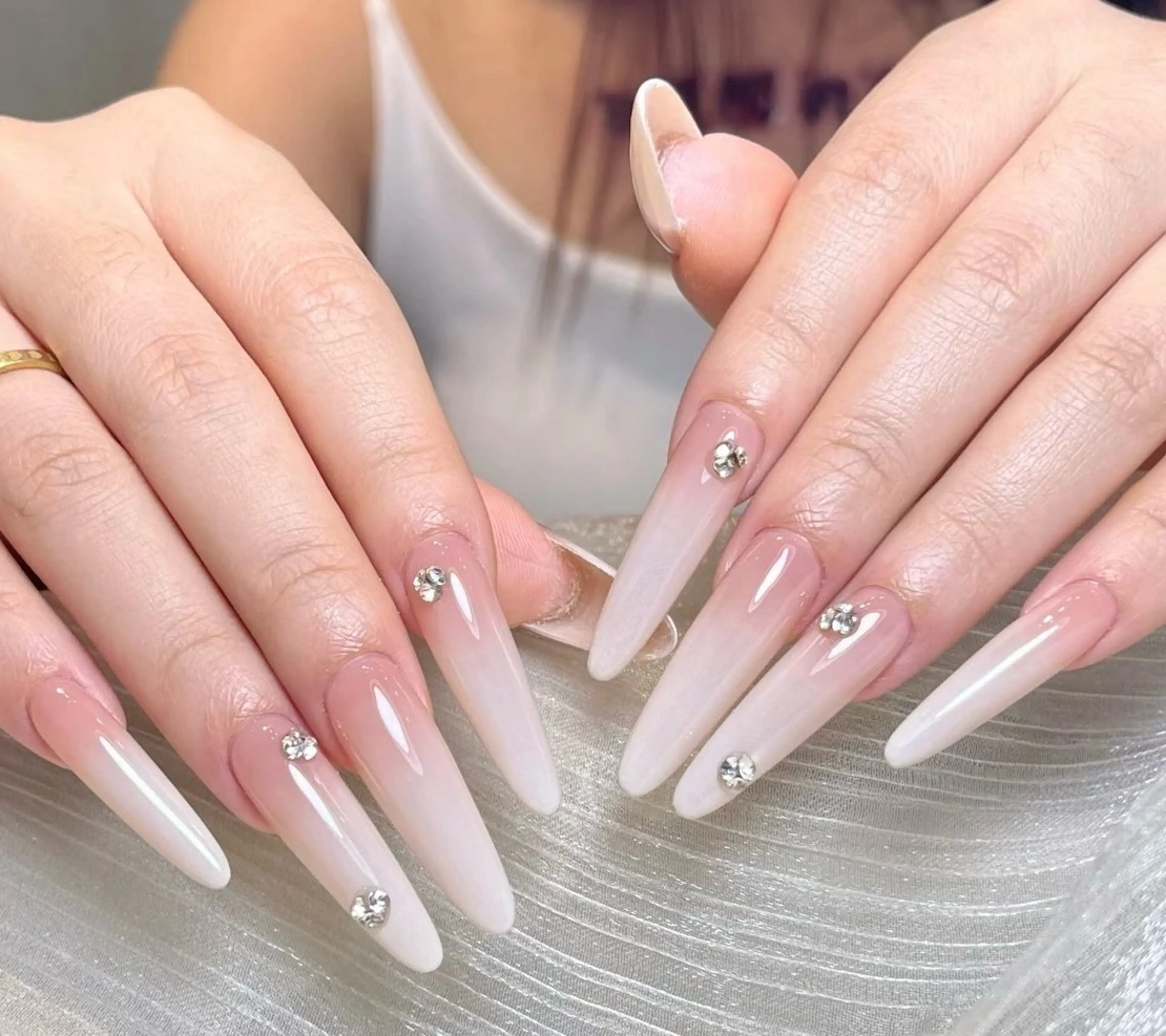 ネイル 高木 維麗絲のネイルデザイン