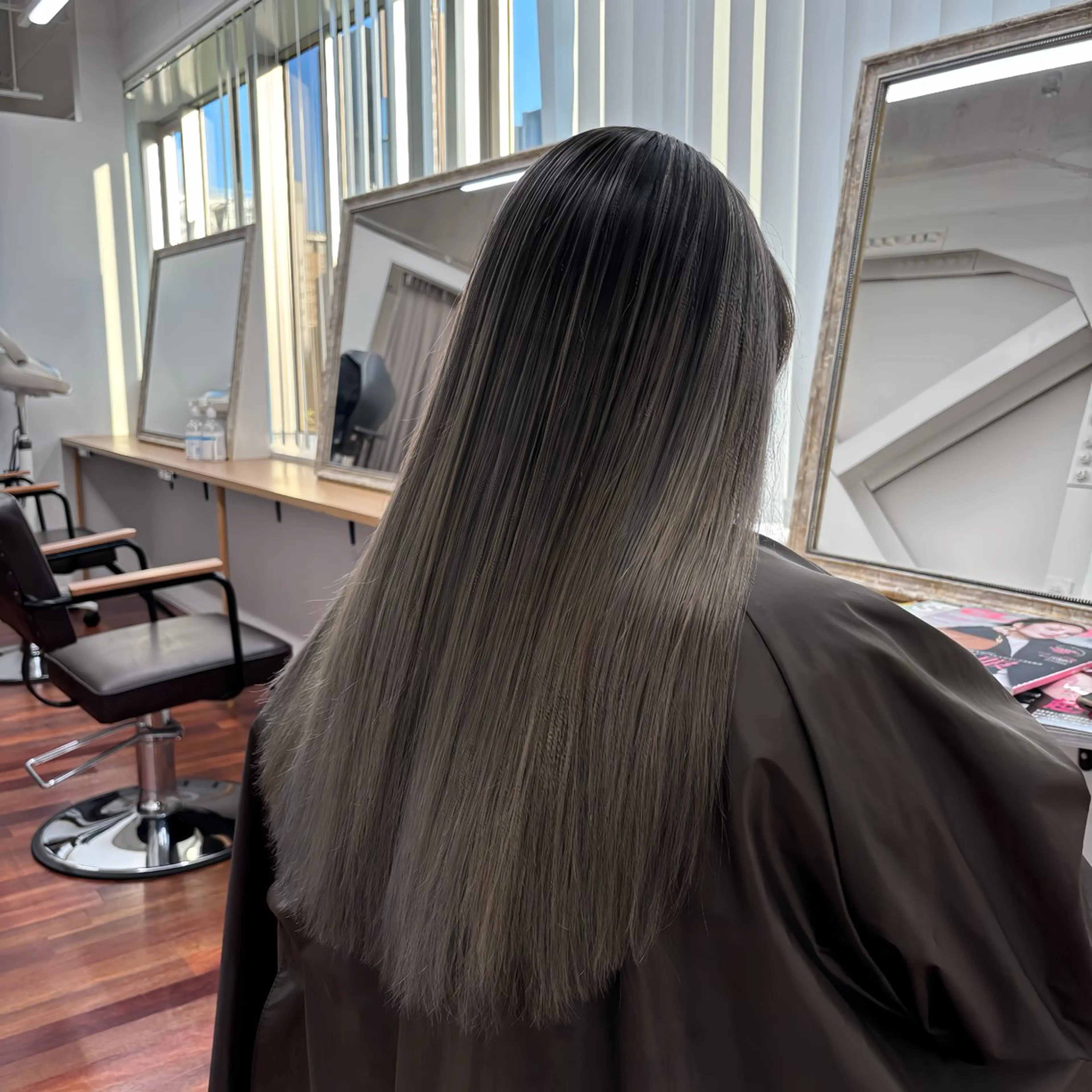 ロング カラー パーマ ヘアアレンジ カット ヘアカラー トリートメント グランルッソ所属・岡山バレイヤージュ 岡山ハイライトのヘアスタイル