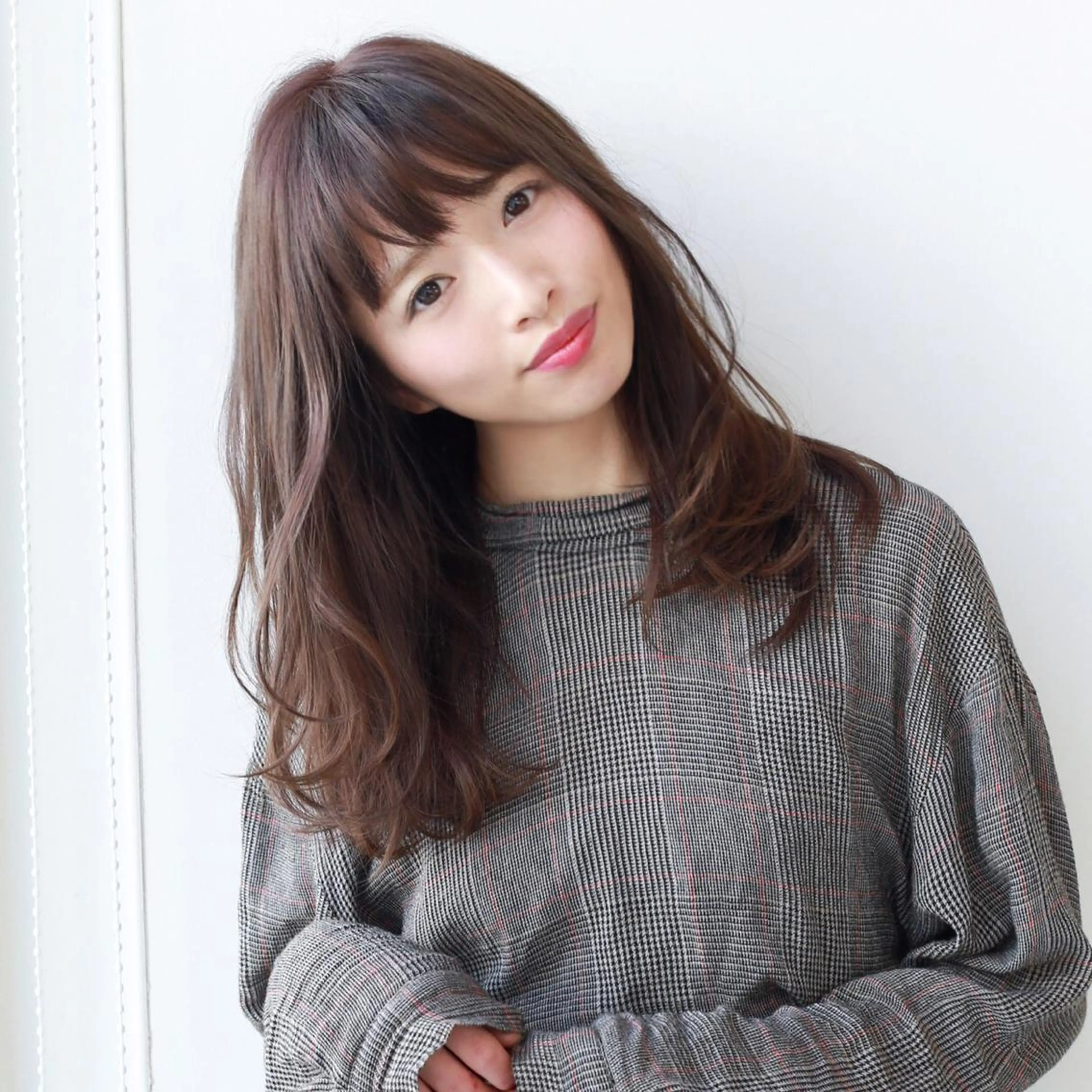 ロング カラー 透明感カラー グレージュ バイオレットカラー 中山 天地のヘアスタイル