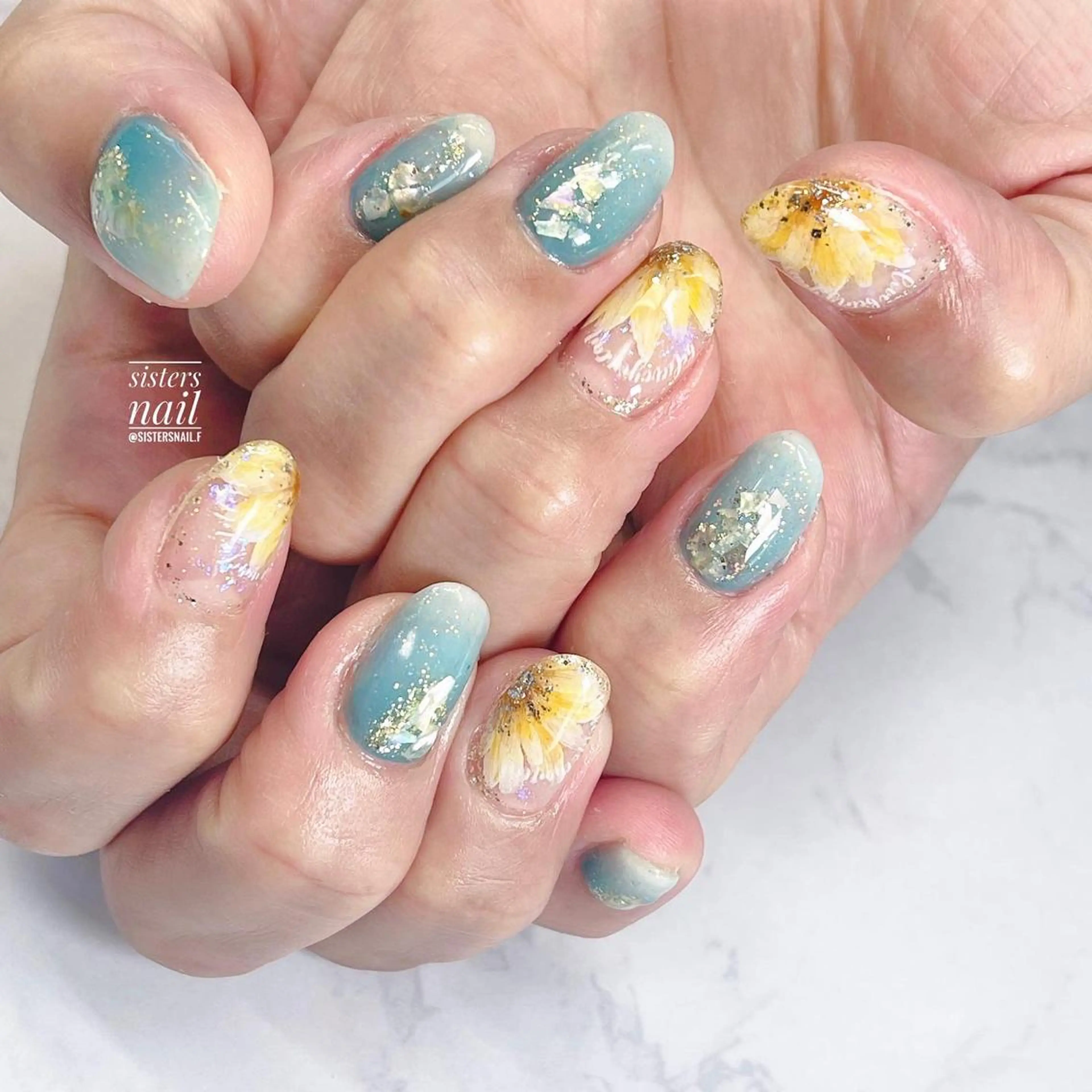 ネイル アートネイル オーロラネイル ブルー 夏ネイル sisters nail.fのネイルデザイン