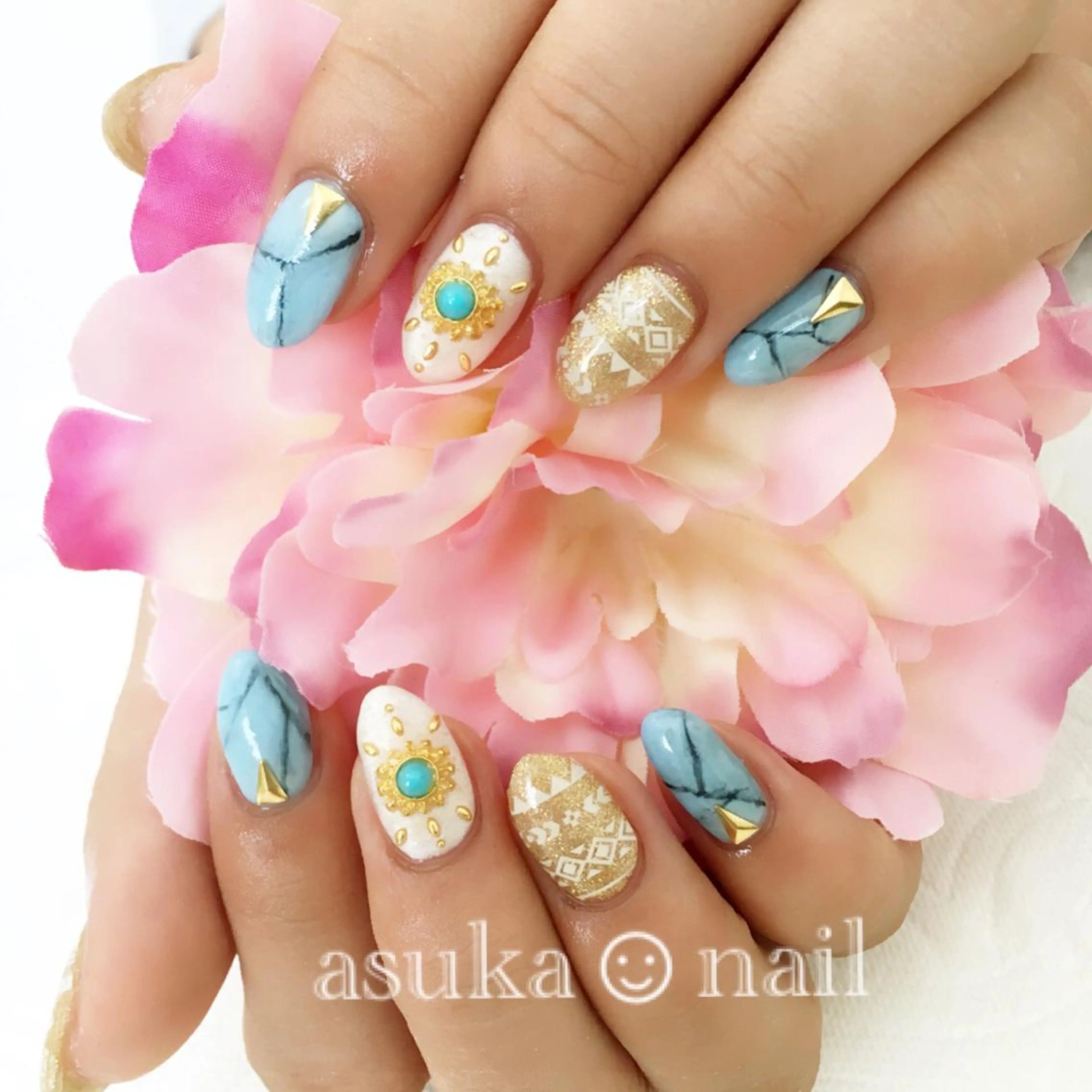 ネイル La Colzaのネイルデザイン