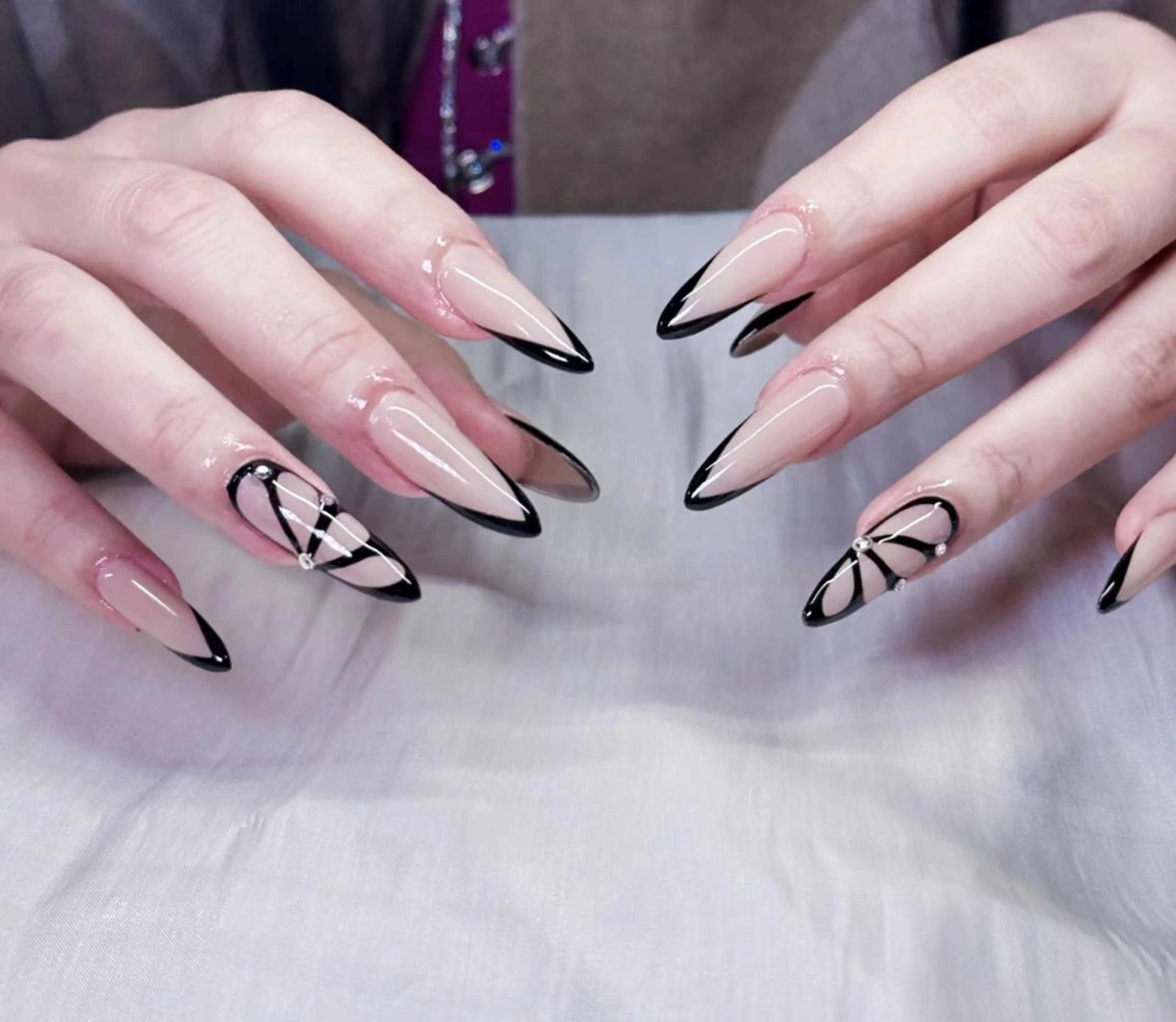 ネイル ハンドネイル ハンドケア 🍑 momo_nailのネイルデザイン