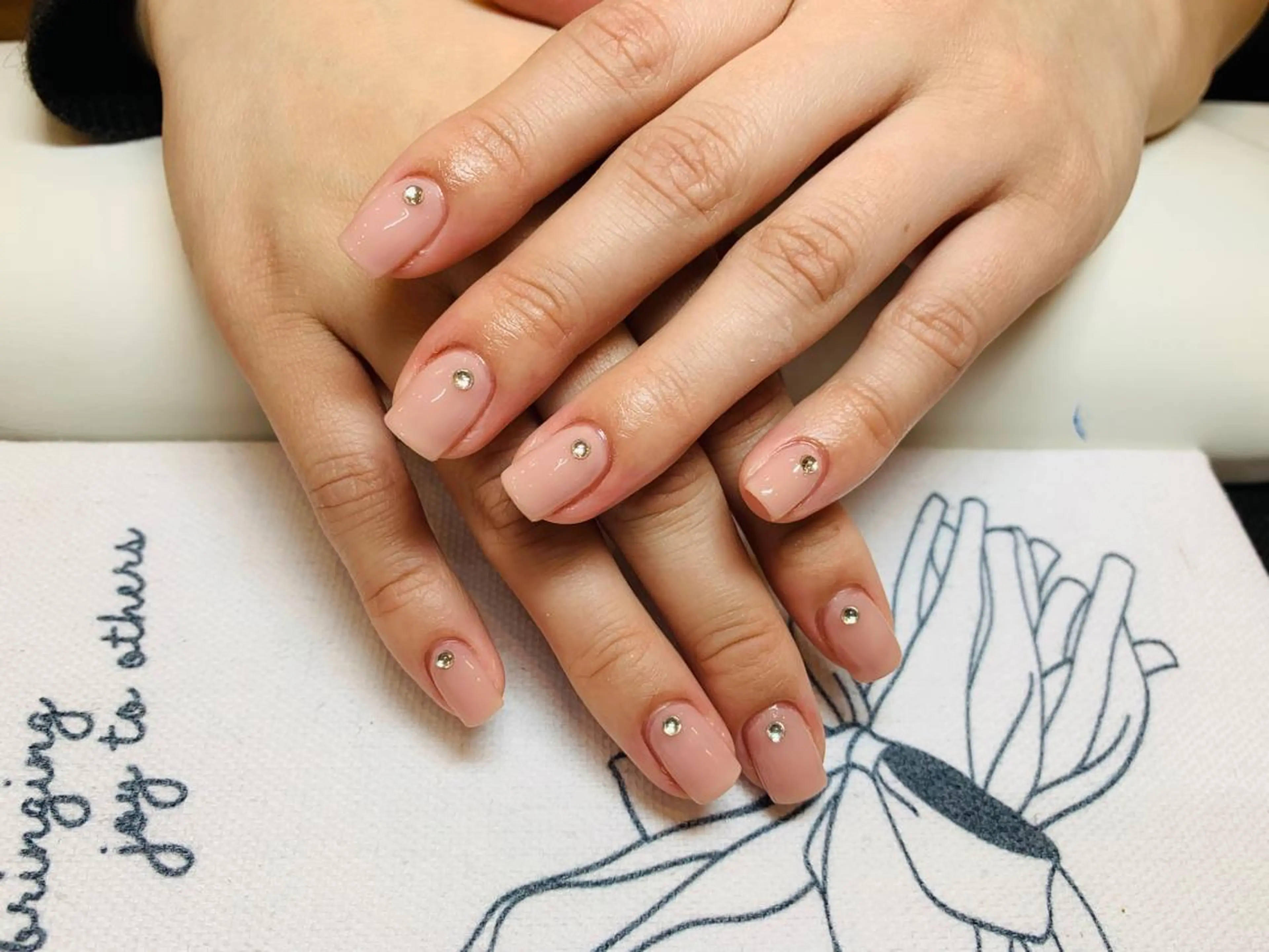 ネイル Ui_Amor (パラジェル)のネイルデザイン