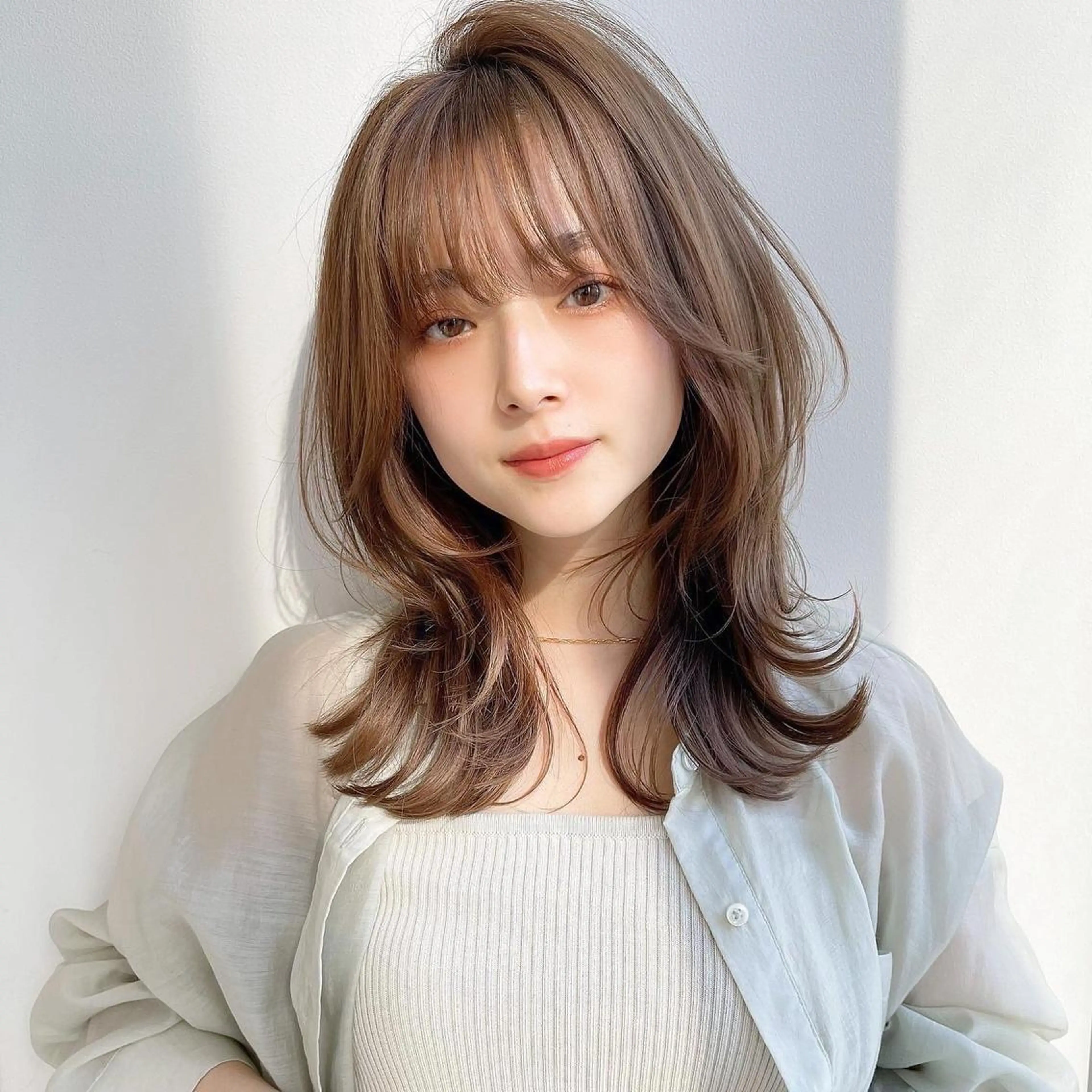 ミディアム カラー 宮本 聖希のヘアスタイル