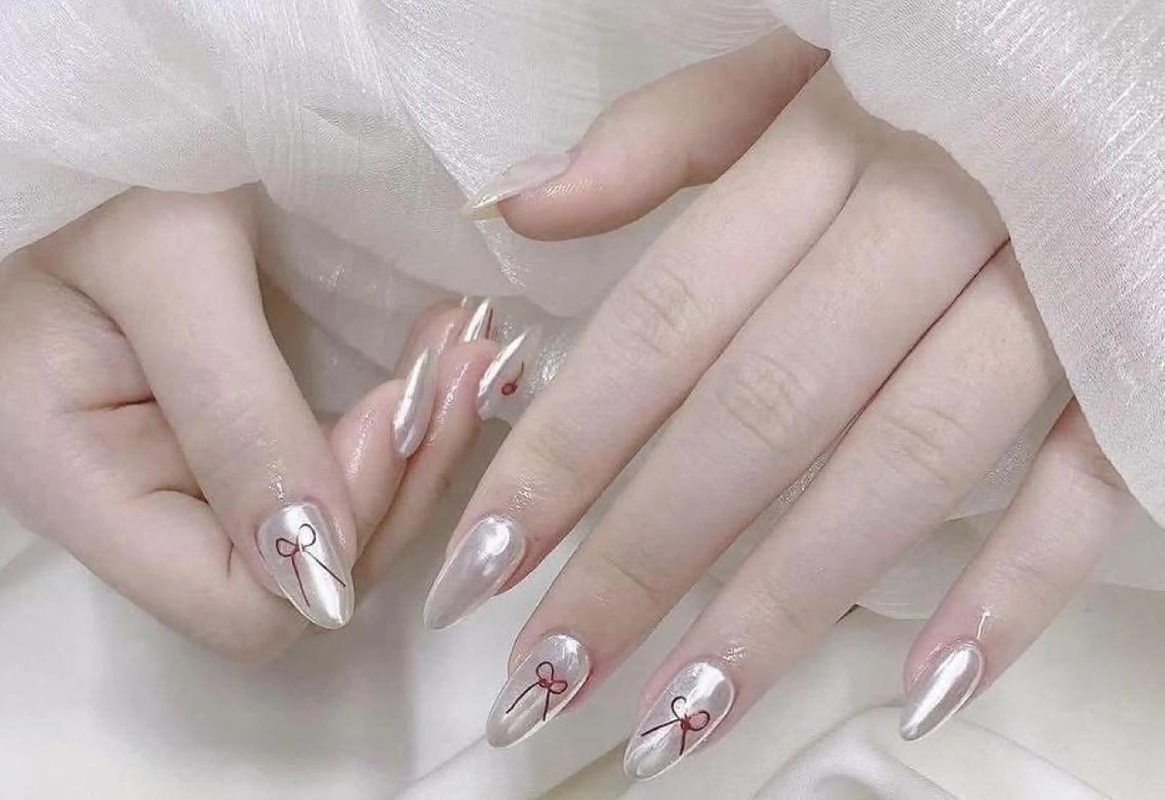 ロング 韓国風ヘア 高橋 ユキのネイルデザイン