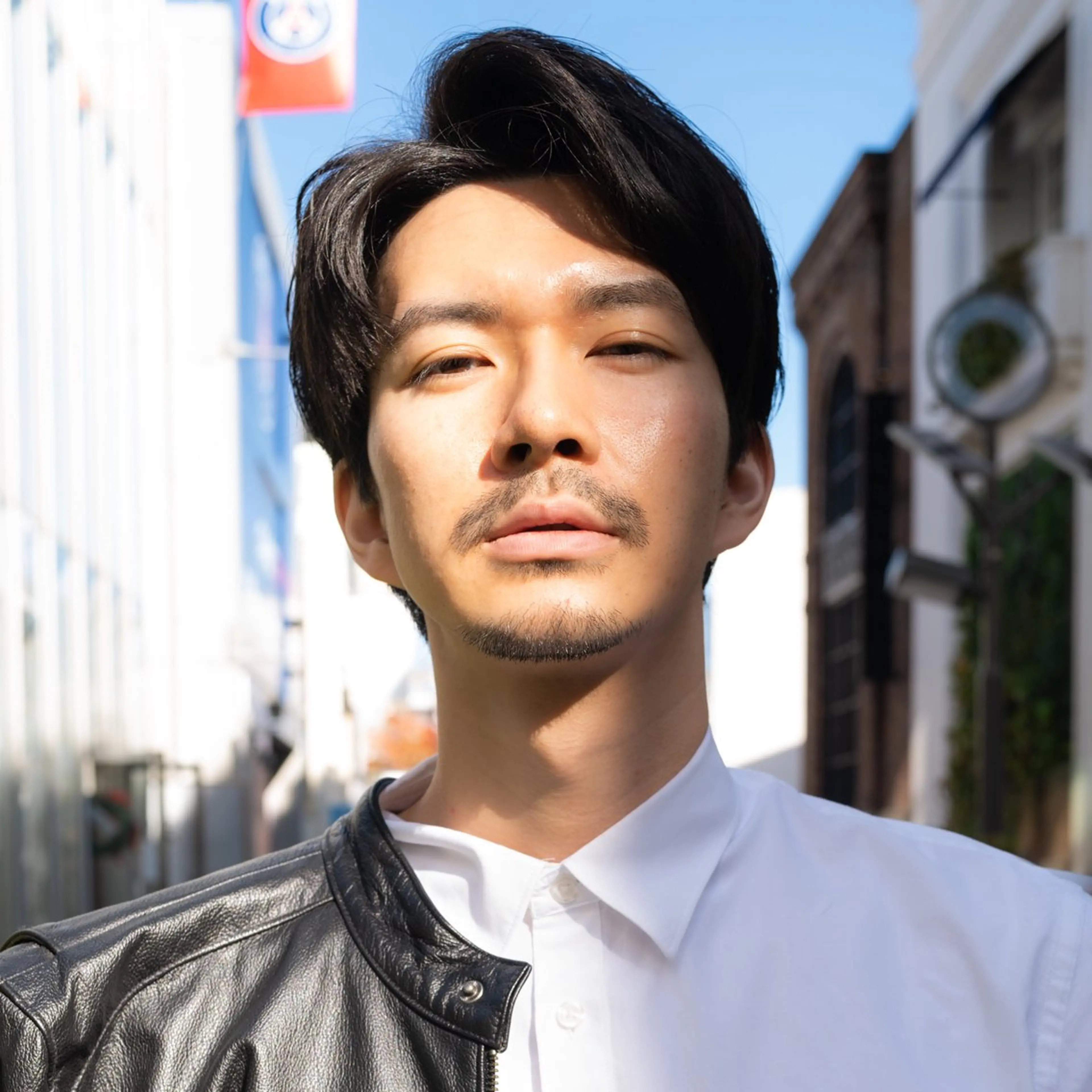 ショート カラー パーマ メンズ アップバング ダウンパーマ メンズパーマ メンズツイストパーマ 刈り上げ 朝楽メンズパーマ 🥇メンズカット吉田のヘアスタイル