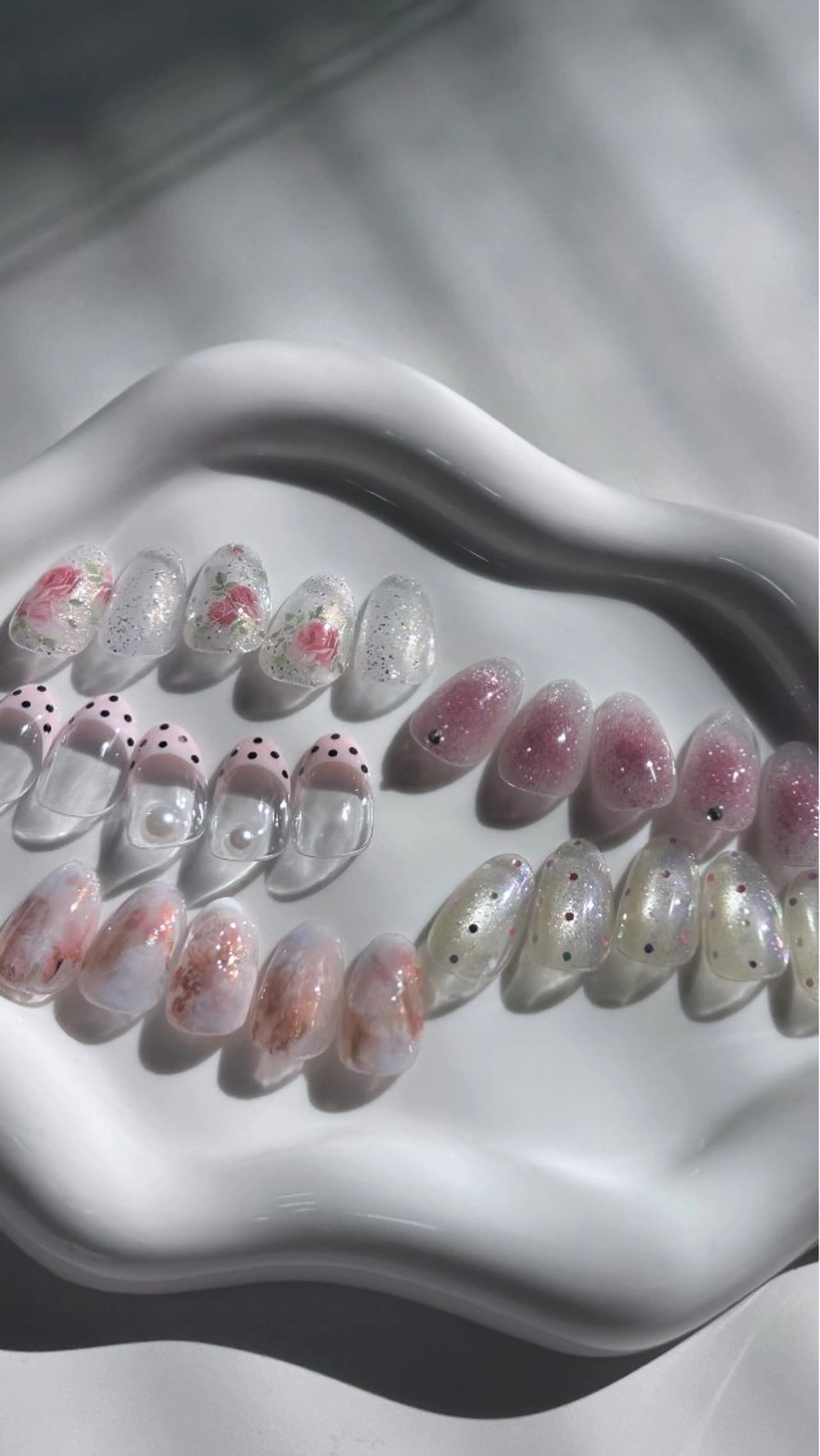 ネイル maison dari (メゾン ダリ )所属・高橋 ユカのネイルデザイン