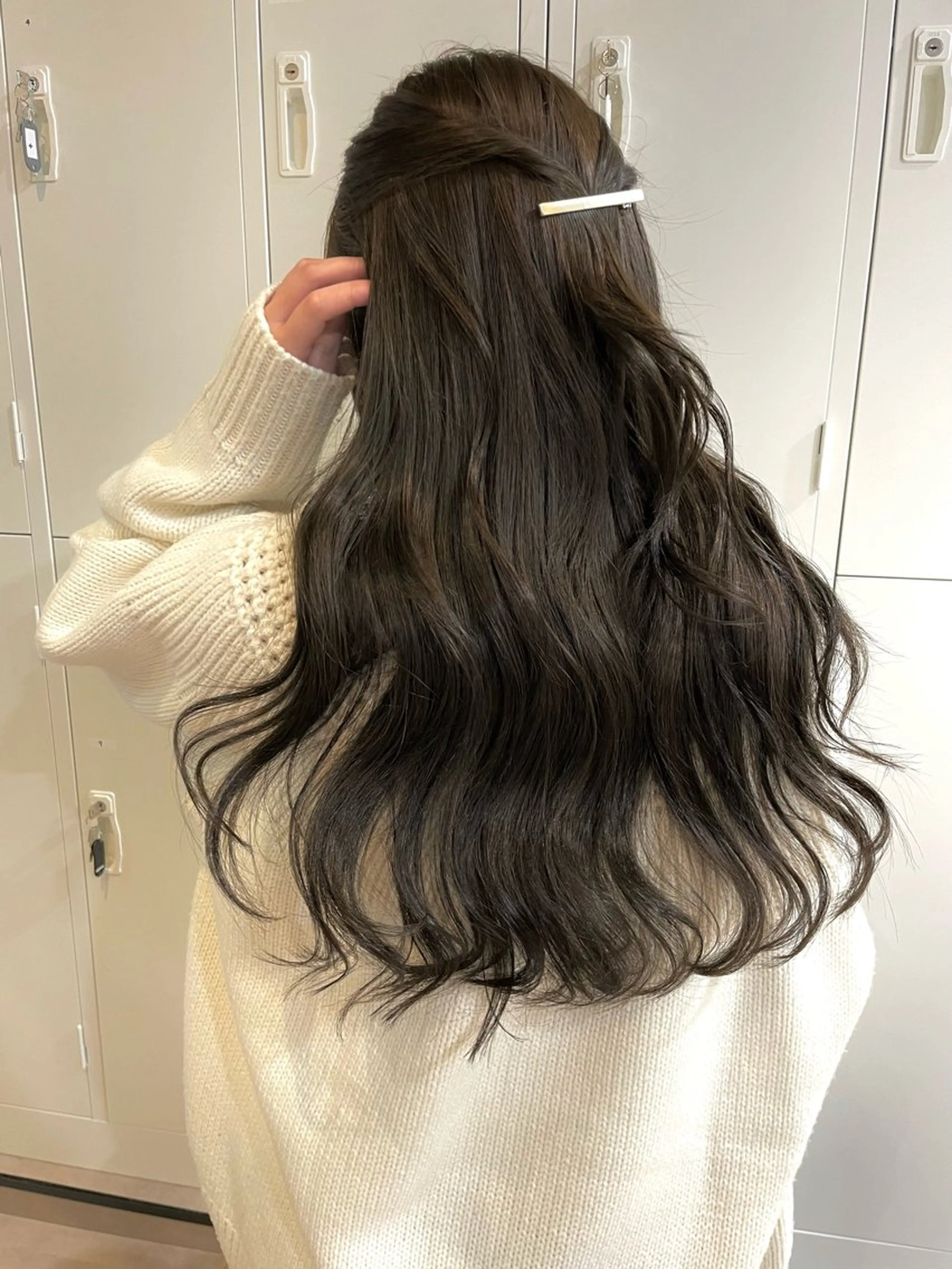 ロング 韓国/透明感 Veluaのヘアスタイル