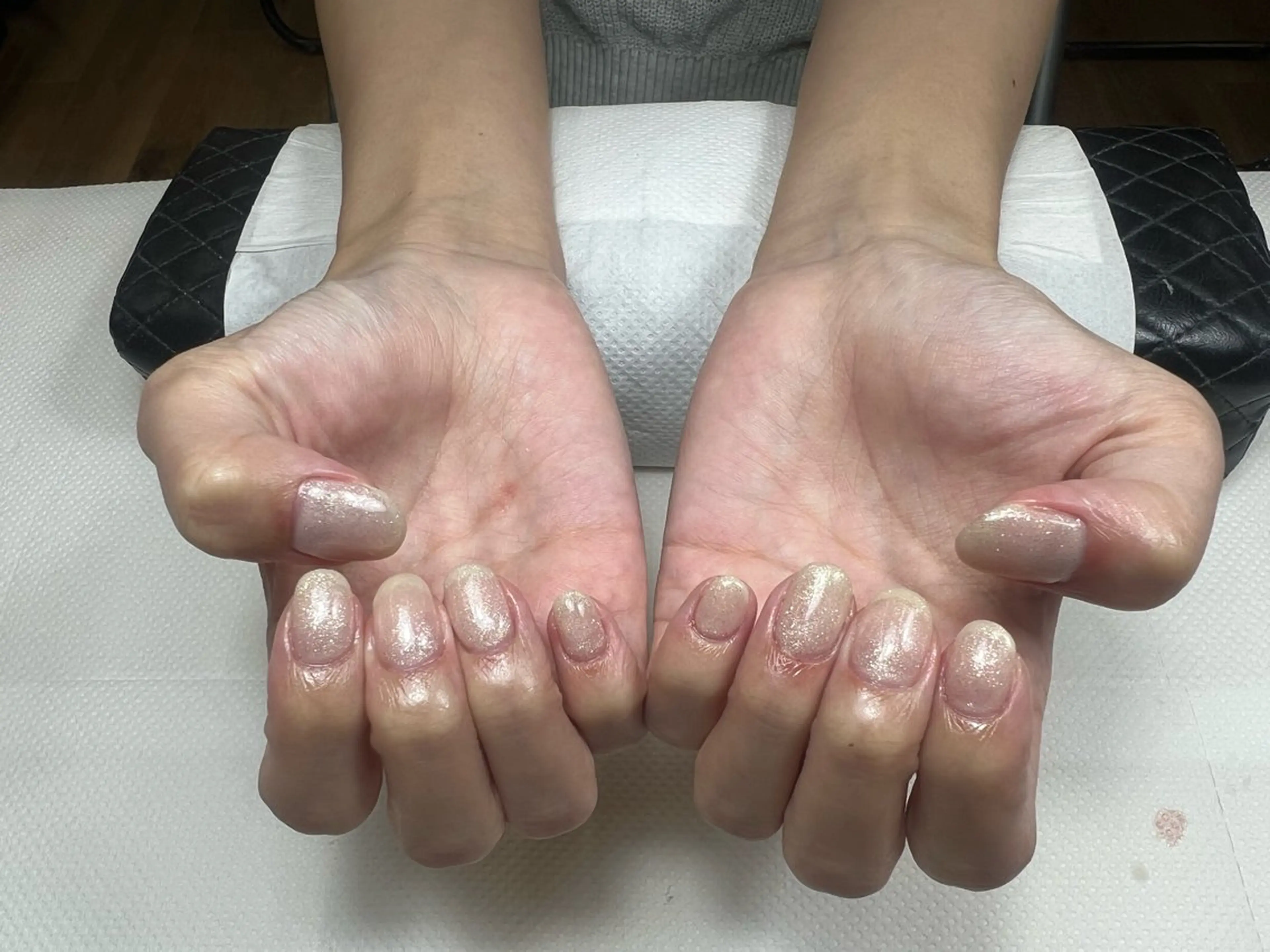 ネイル ラメ(グリッター) ワンカラーネイル 🌴kawamura Yukako🪼🩵のネイルデザイン