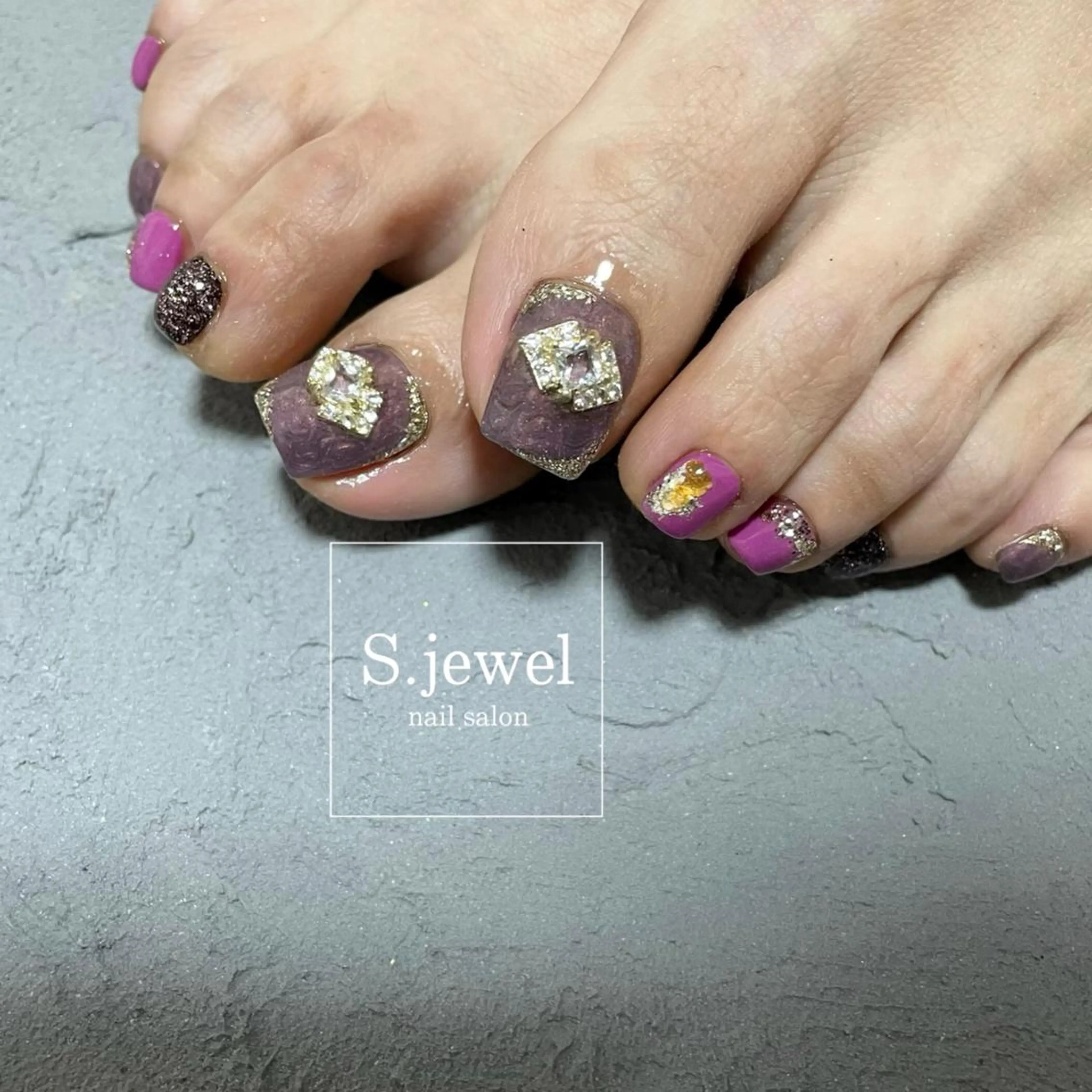 ネイル S. JEWELのネイルデザイン