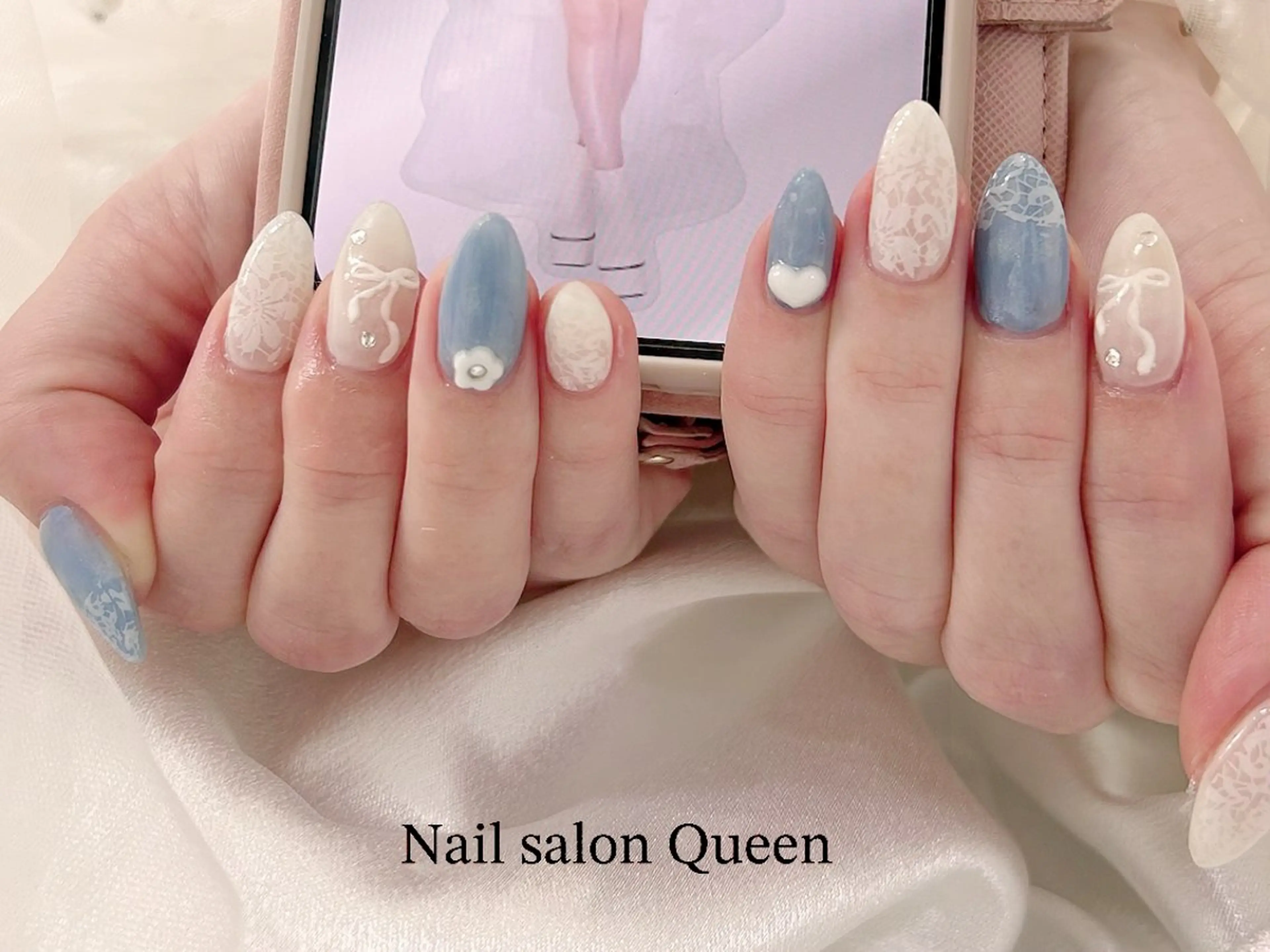 ネイル フットネイル キラキラネイル ラメ(グリッター) 持ち込み リボン ネイルサロンクイーン 東京/新宿/大久保のその他イメージ