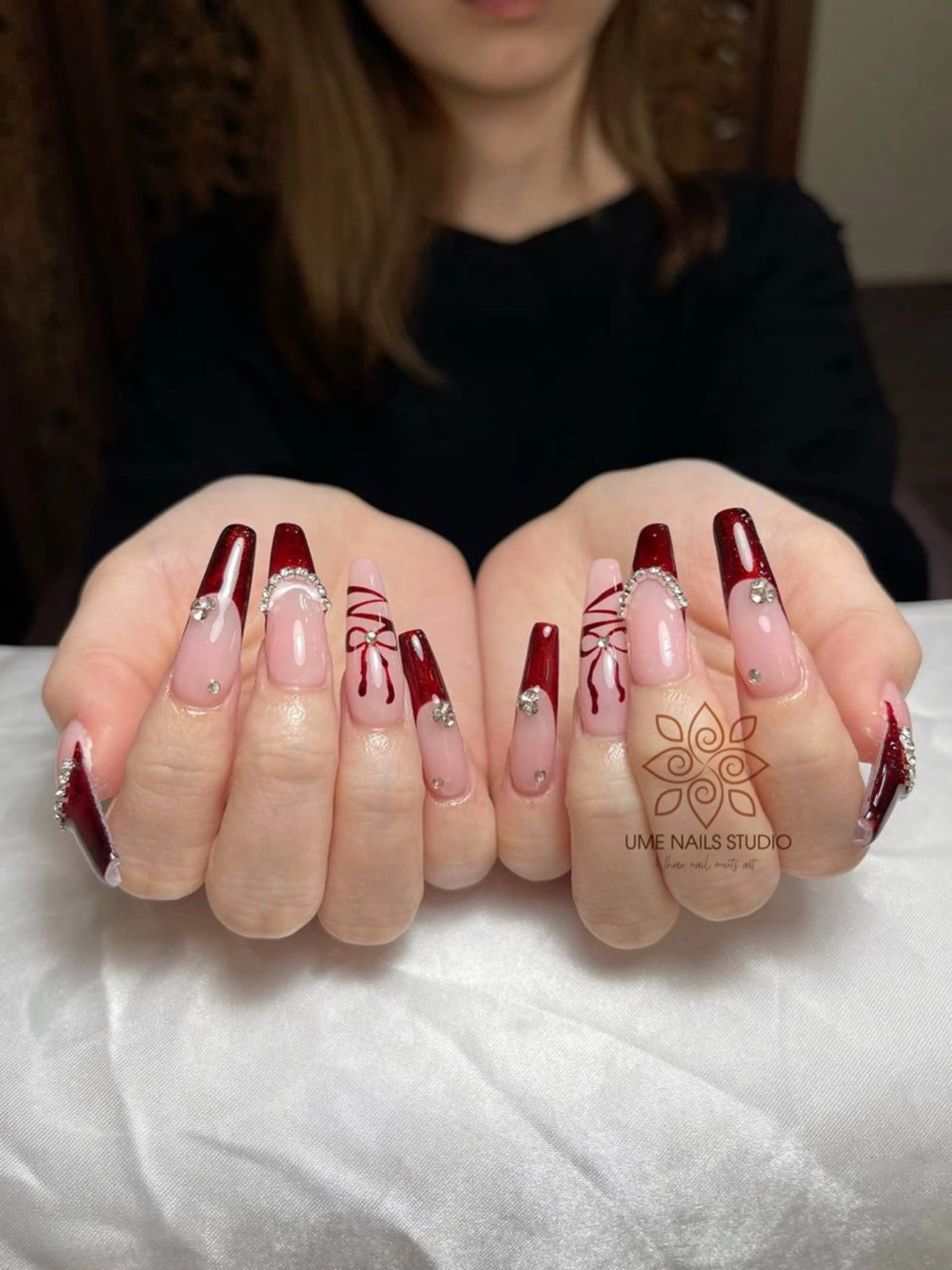 ネイル チークネイル クリアネイル ガーリー キラキラネイル 韓国ネイル Ume Nail Studioのネイルデザイン