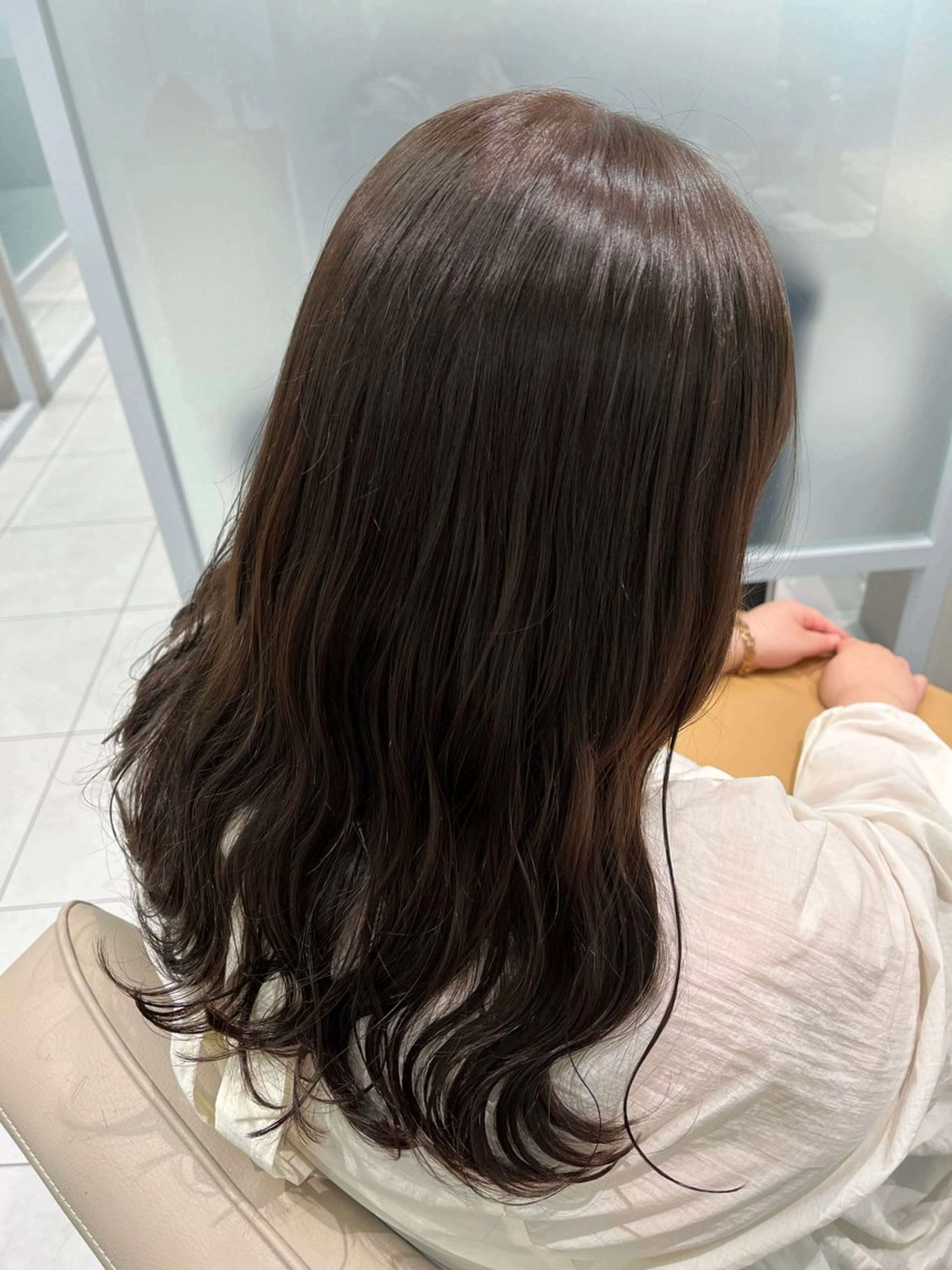 セミロング カラー ブリーチ 透明感カラー グレージュ ラベンダーカラー ラベンダーグレージュ カット ヘアカラー トリートメント Eleanor 池袋 🧸Madoka🧸のヘアスタイル