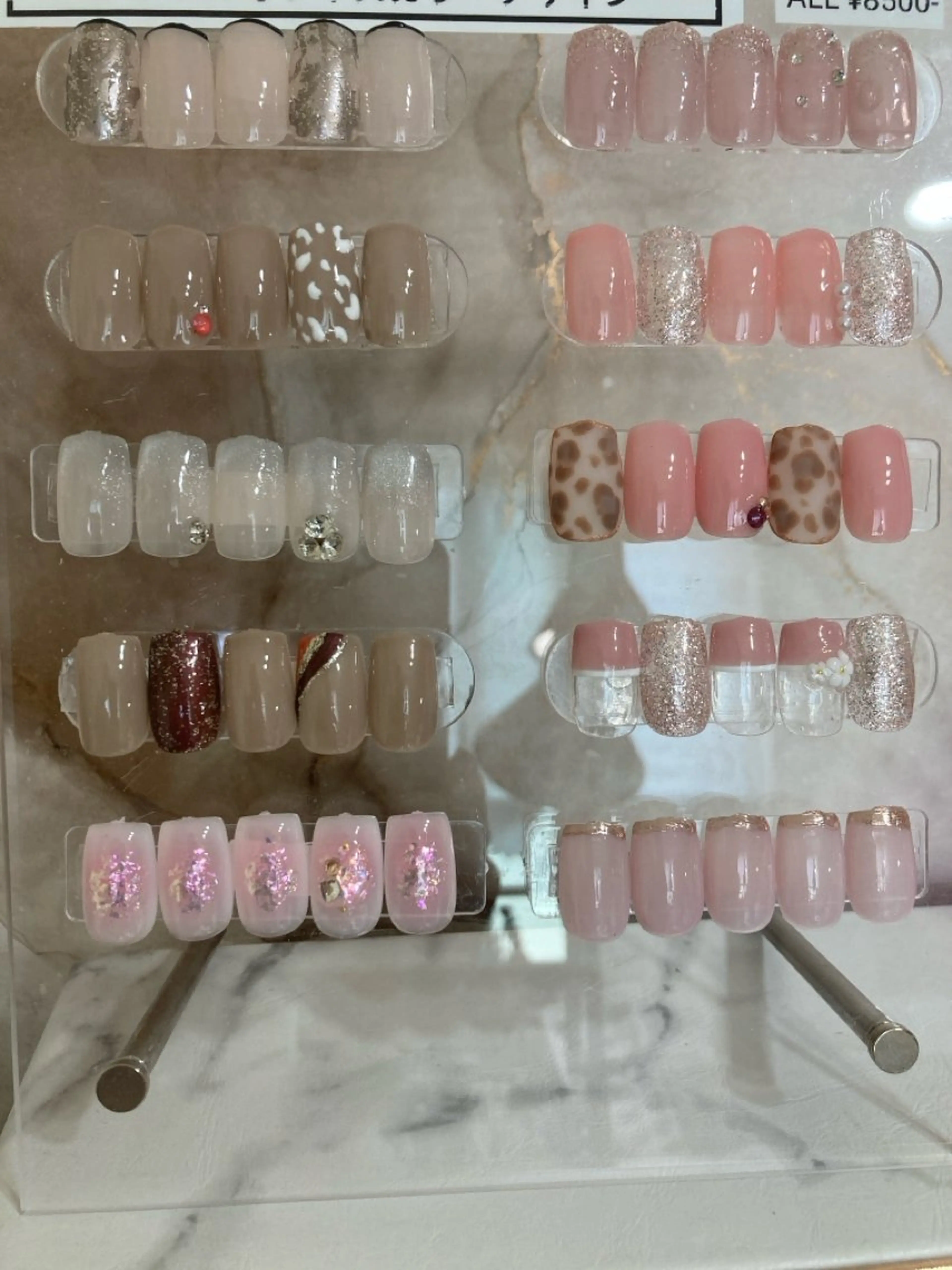 ネイル Legit nail salonのネイルデザイン