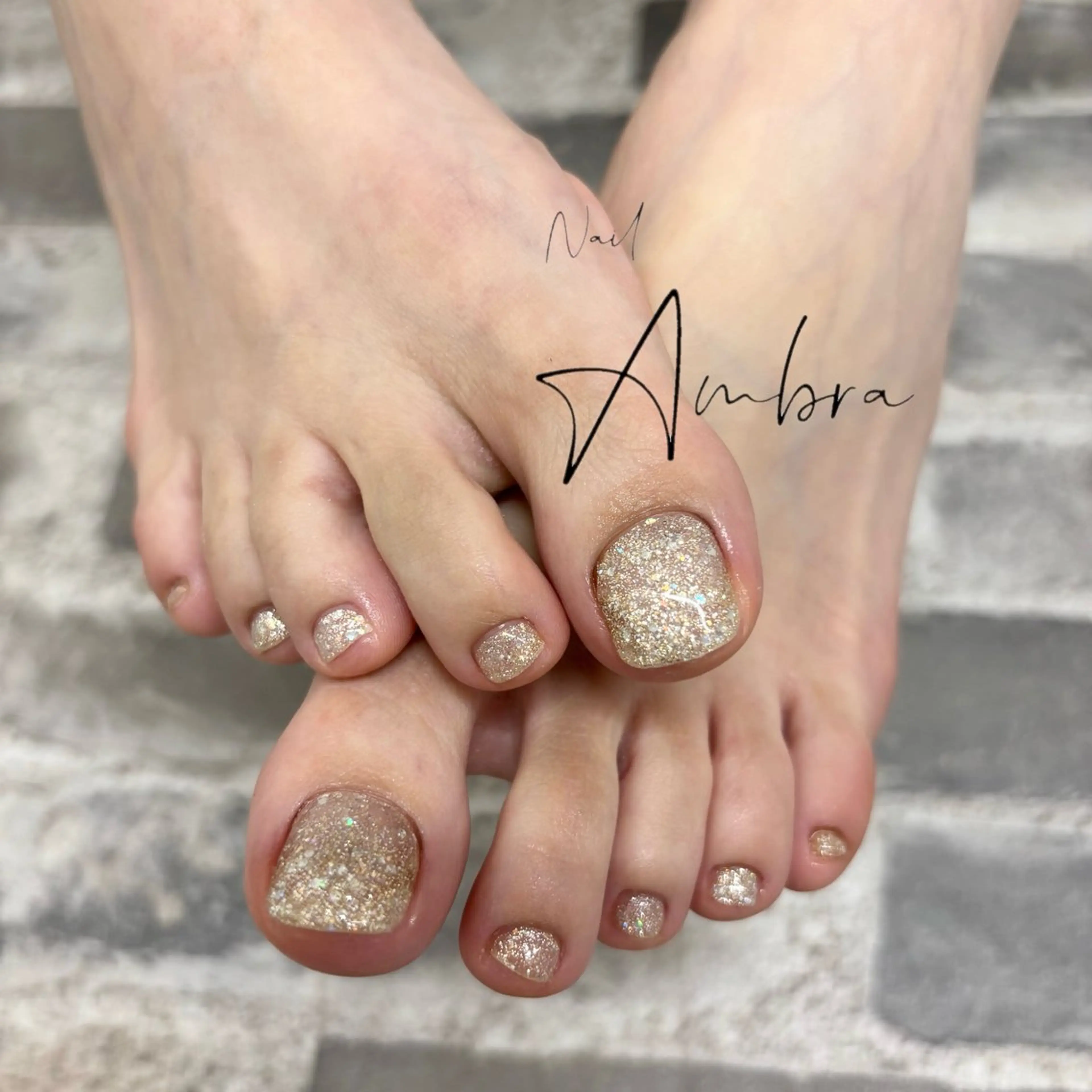 ネイル ゴールド ラメ(グリッター) ハンドネイル Nail Ambra 小山のネイルデザイン