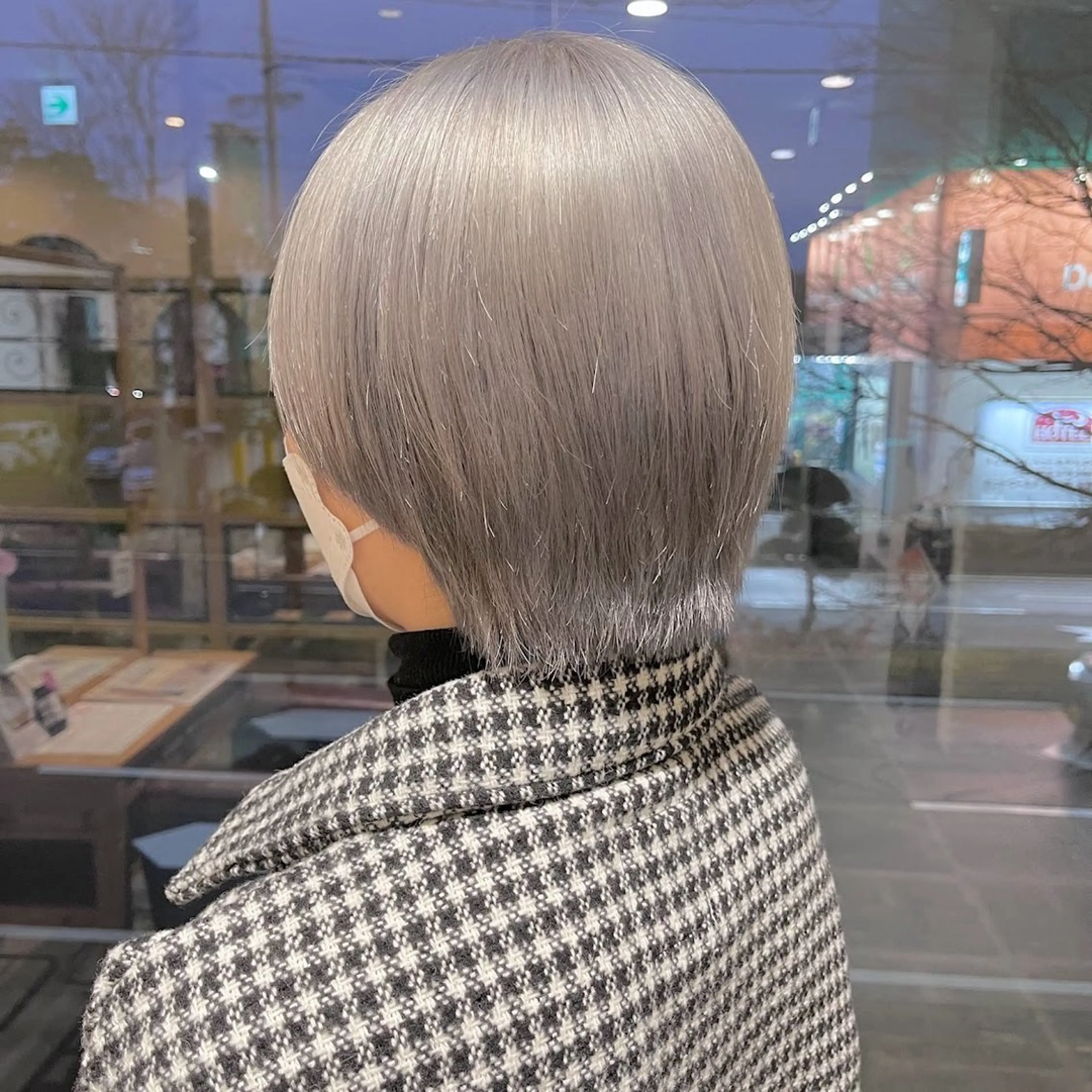 ショート カラー 和歌山1カラーが 上手い🎨神保克行のヘアスタイル