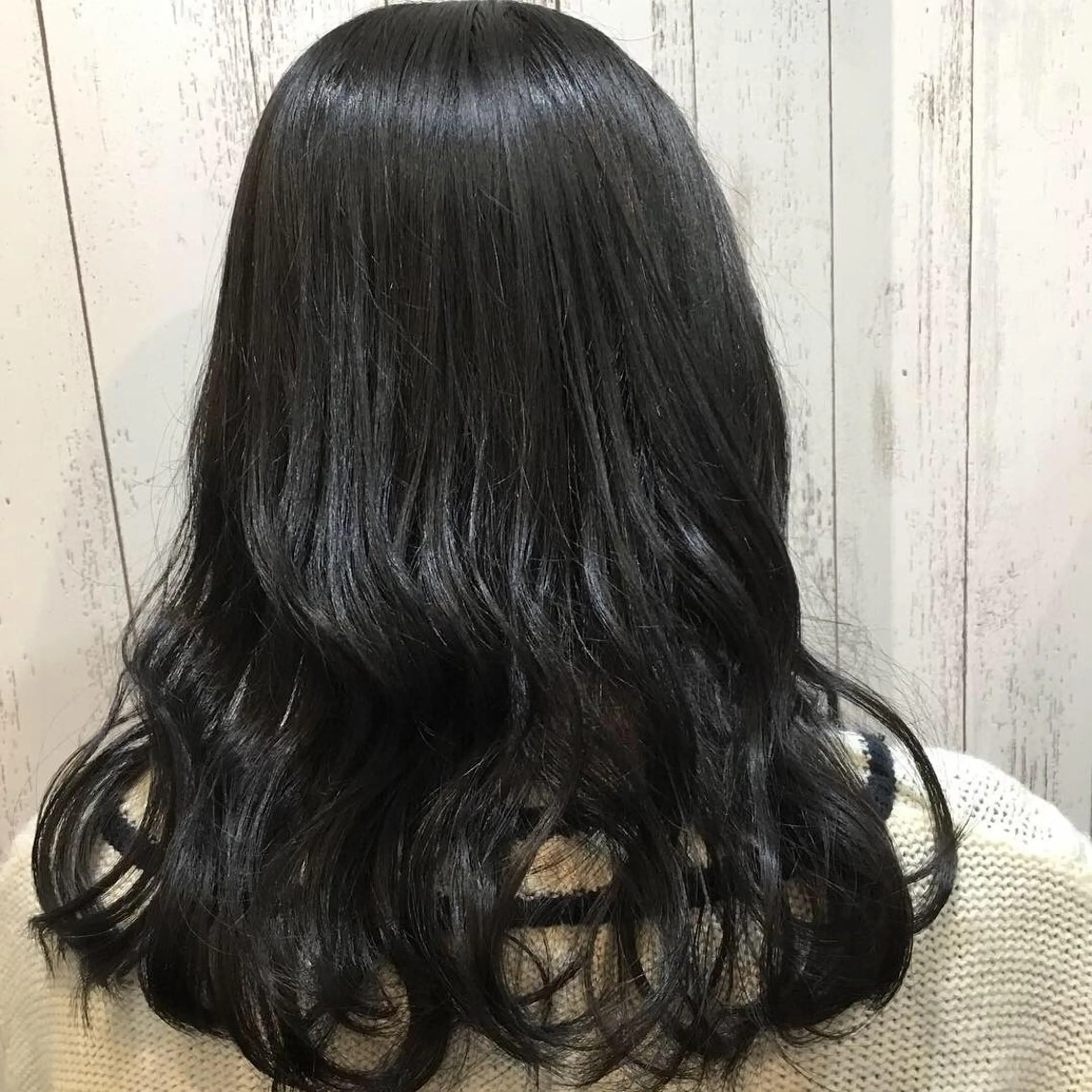 セミロング カラー パーマ embrace エンブレイスのヘアスタイル