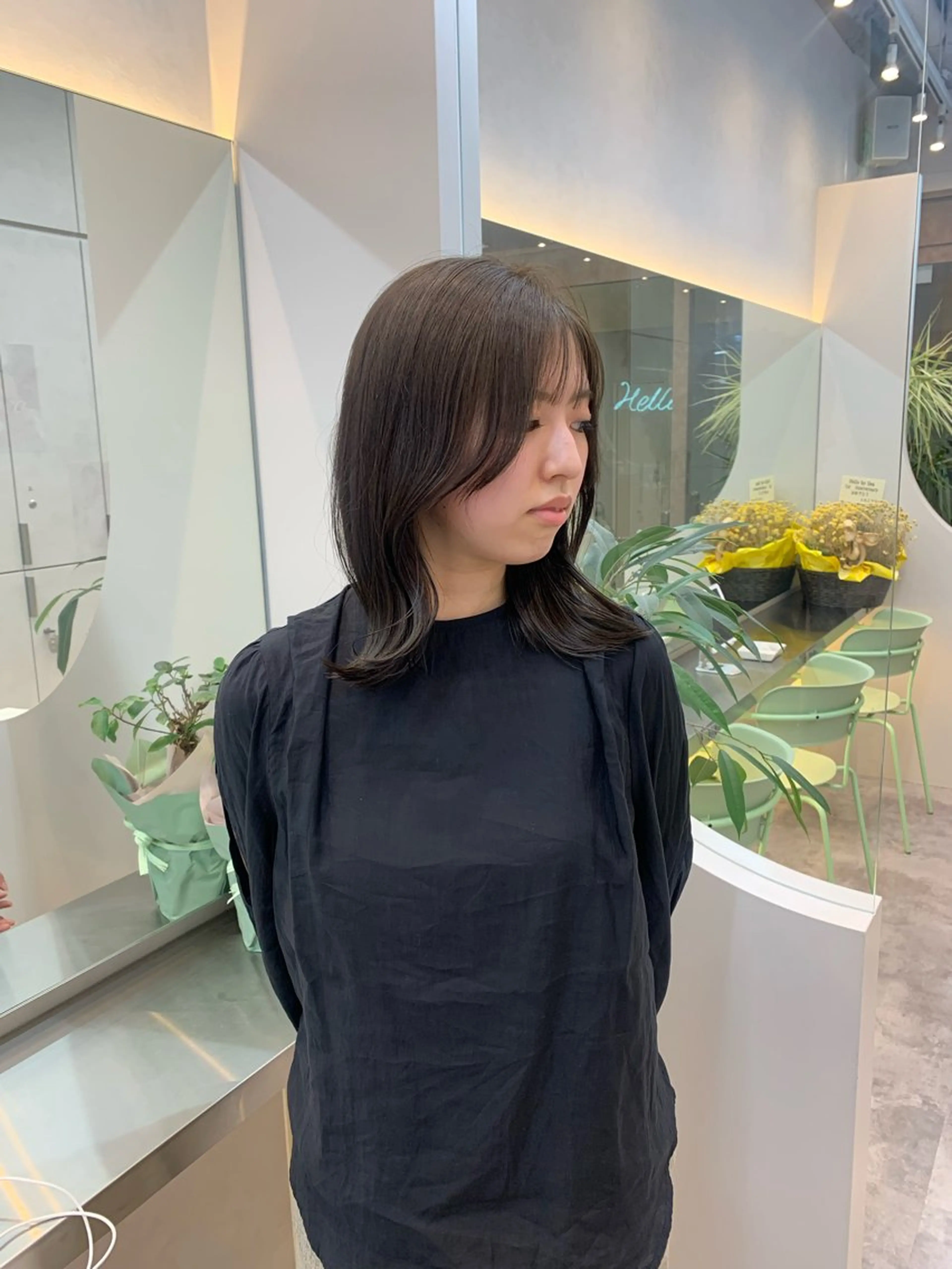 ミディアム カット ヘアカラー トリートメント Hello by Sea所属・レイヤー/艶髪/ボブ /くびれ/伊藤　勇司のヘアスタイル