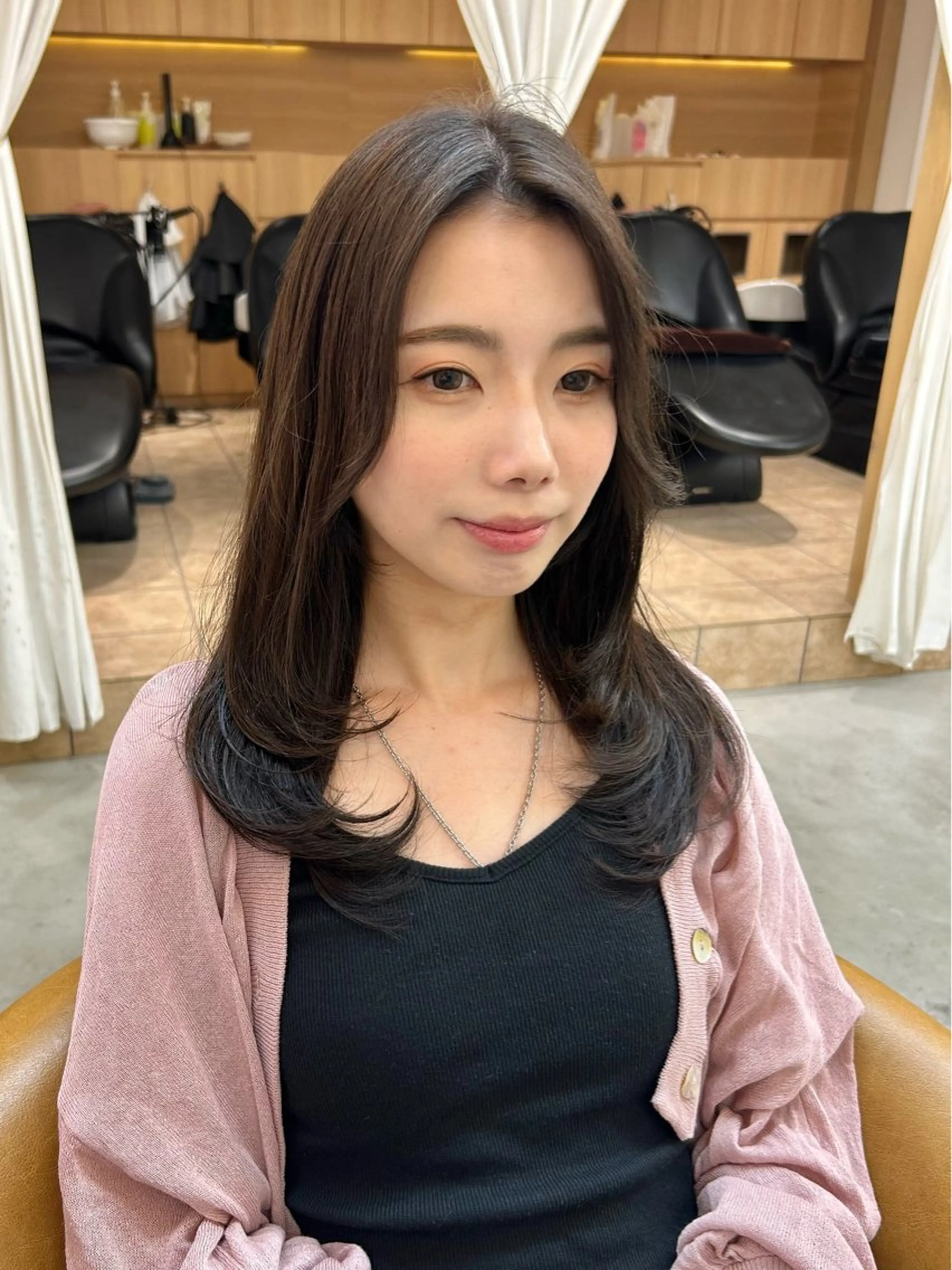 ロング カット ヘアカラー トリートメント 🩵縮毛矯正/ブリー チ/髪質改善/いつかのヘアスタイル