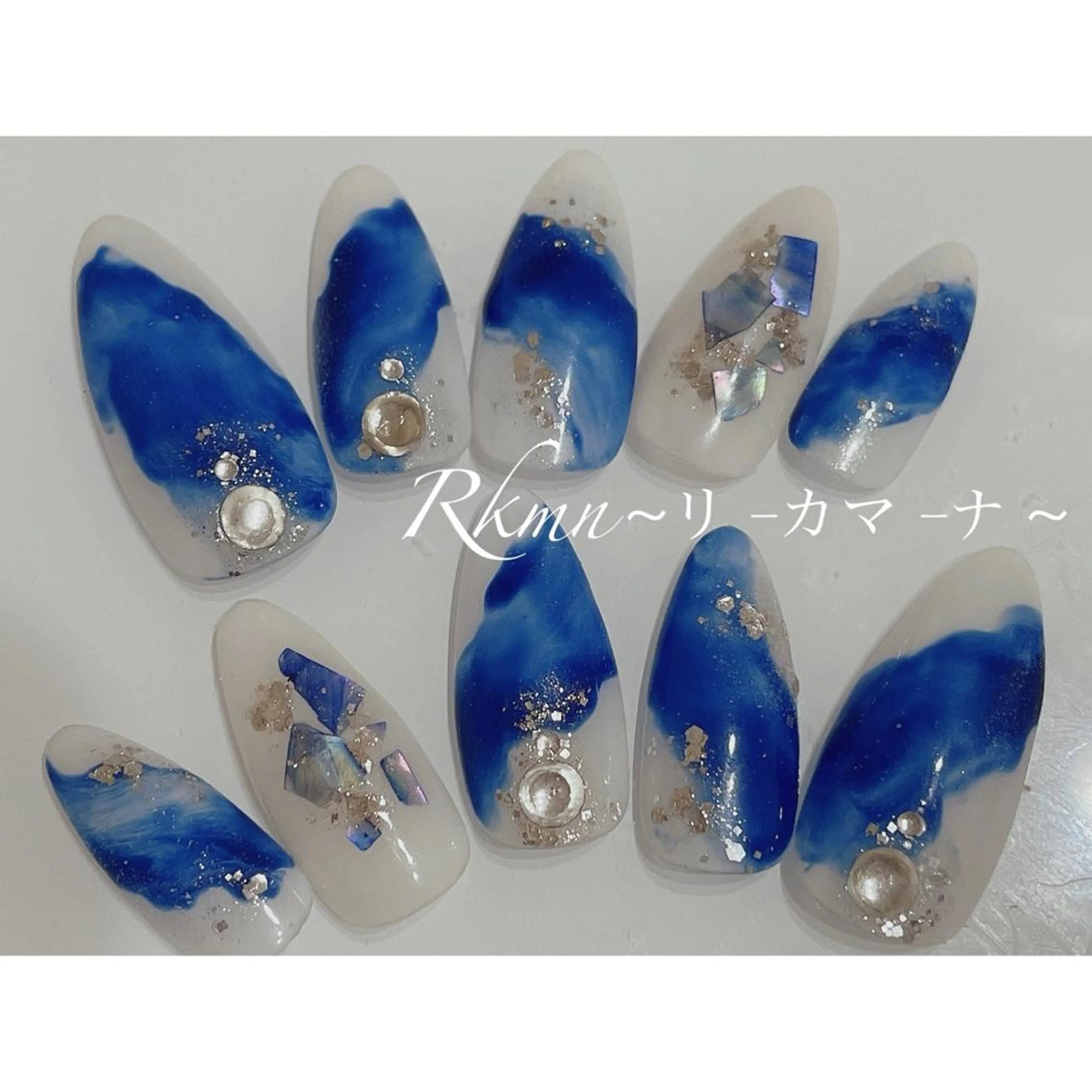 ネイル アートネイル ブルー ニュアンスネイル 春ネイル ハンドネイル フットネイル ハンドケア Rkmn ~リ-カマ-ナ~のネイルデザイン