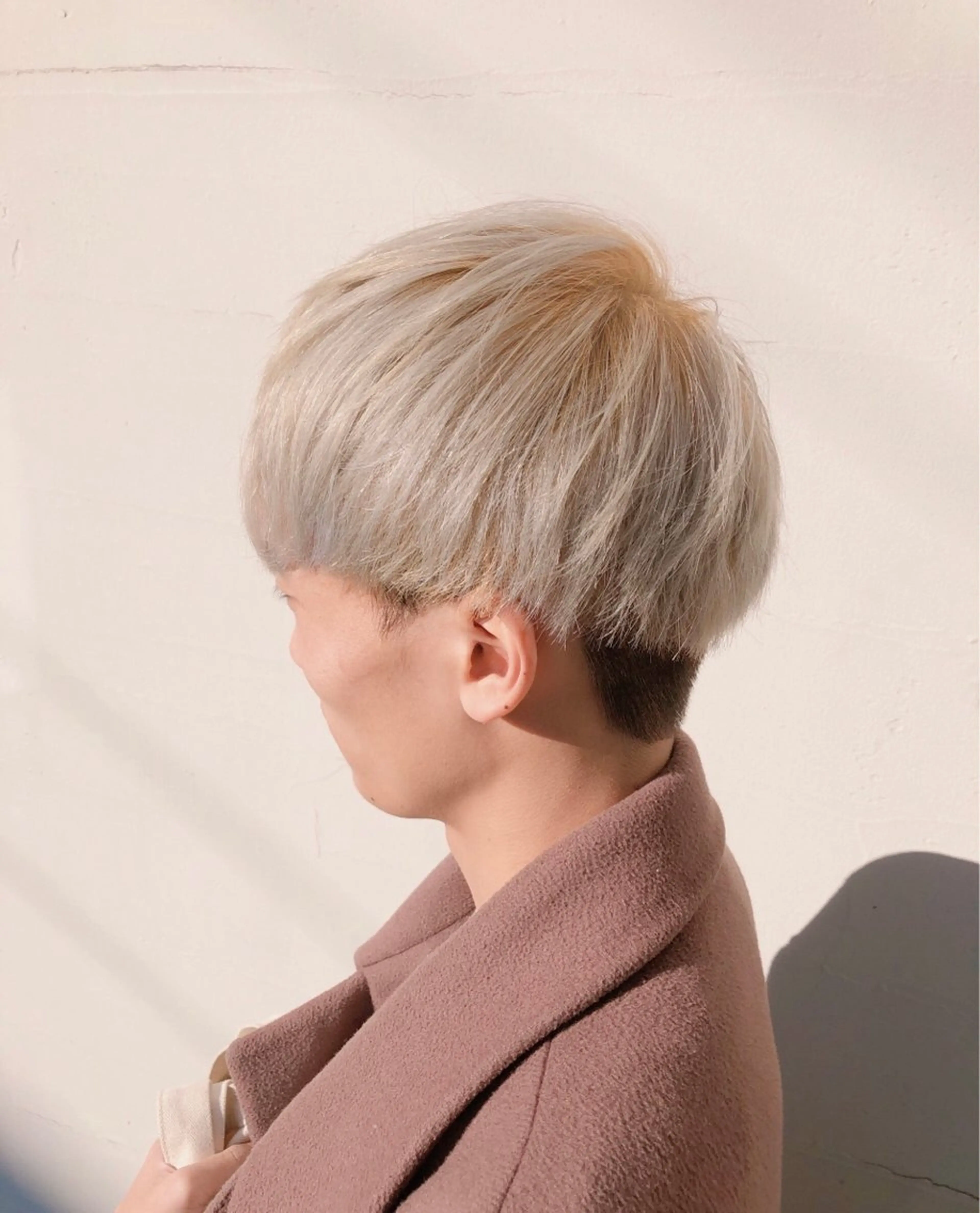 ショート カラー メンズ メンズブリーチ マッシュ ブリーチ カット ヘアカラー 公庄　グジョウ 　隆　　タカシのヘアスタイル