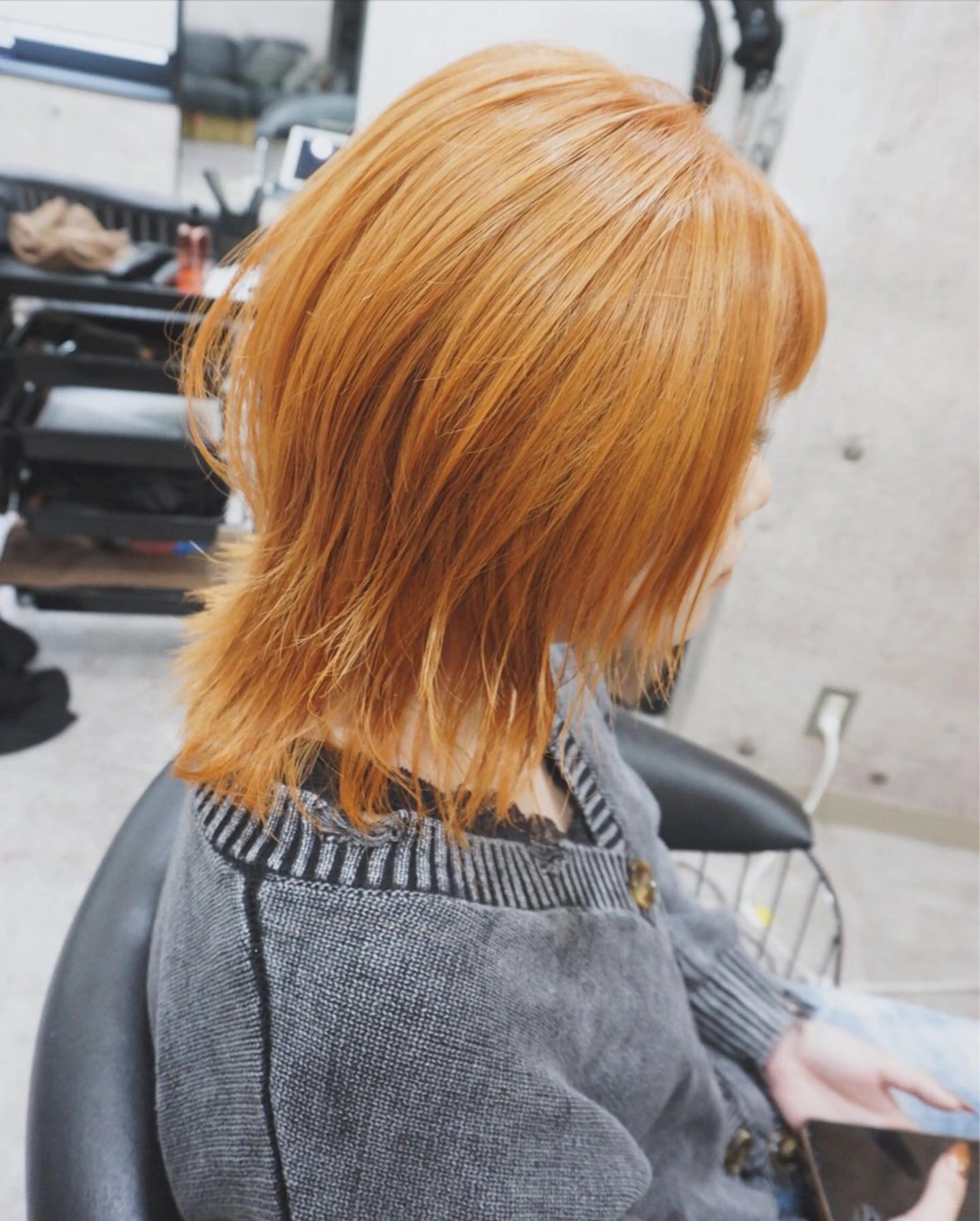 ミディアム 顔まわりレイヤー レイヤーカット ウルフカット カット ヘアカラー トリートメント hair teria ryu 大塚のヘアスタイル