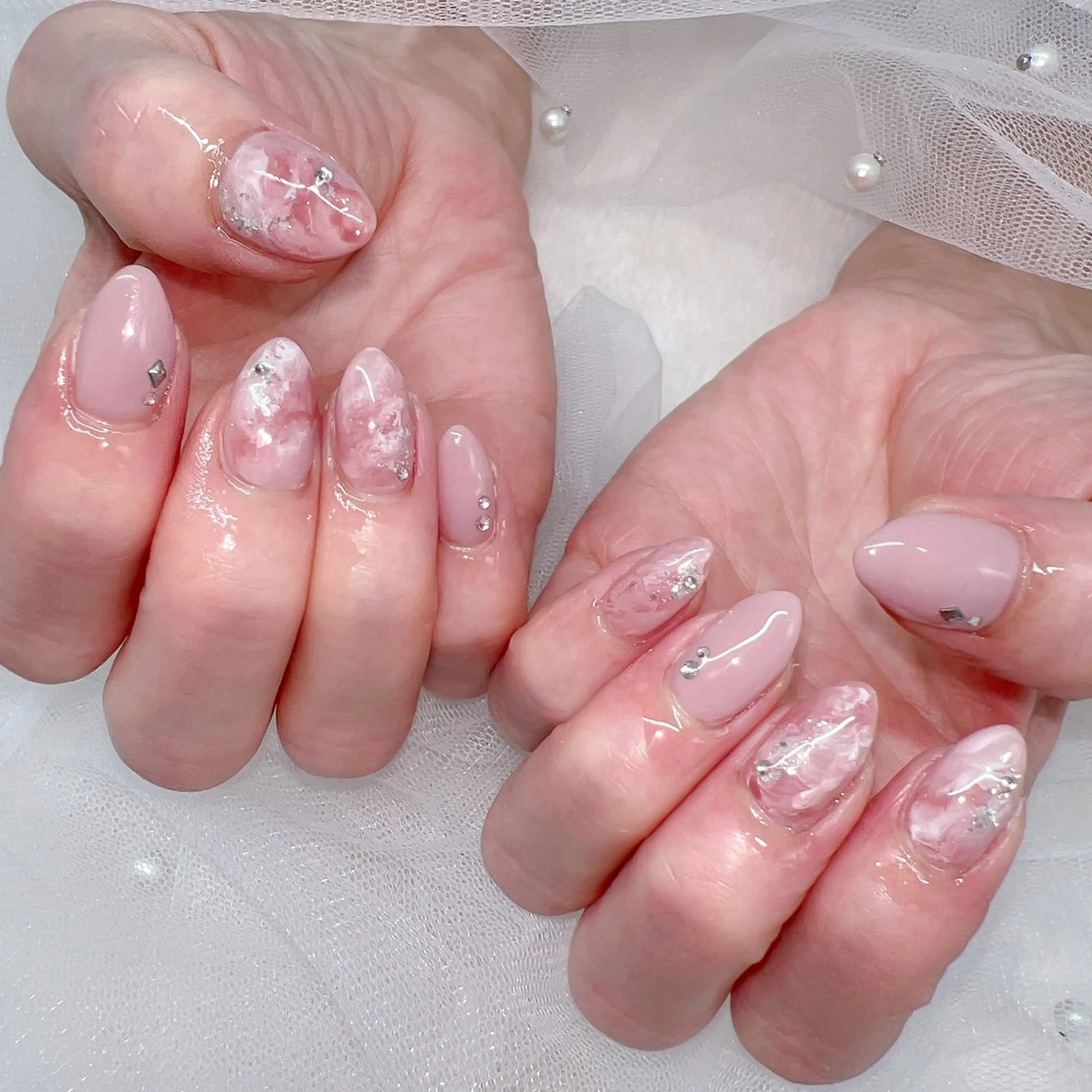 ネイル ハンドネイル Emi lyのネイルデザイン