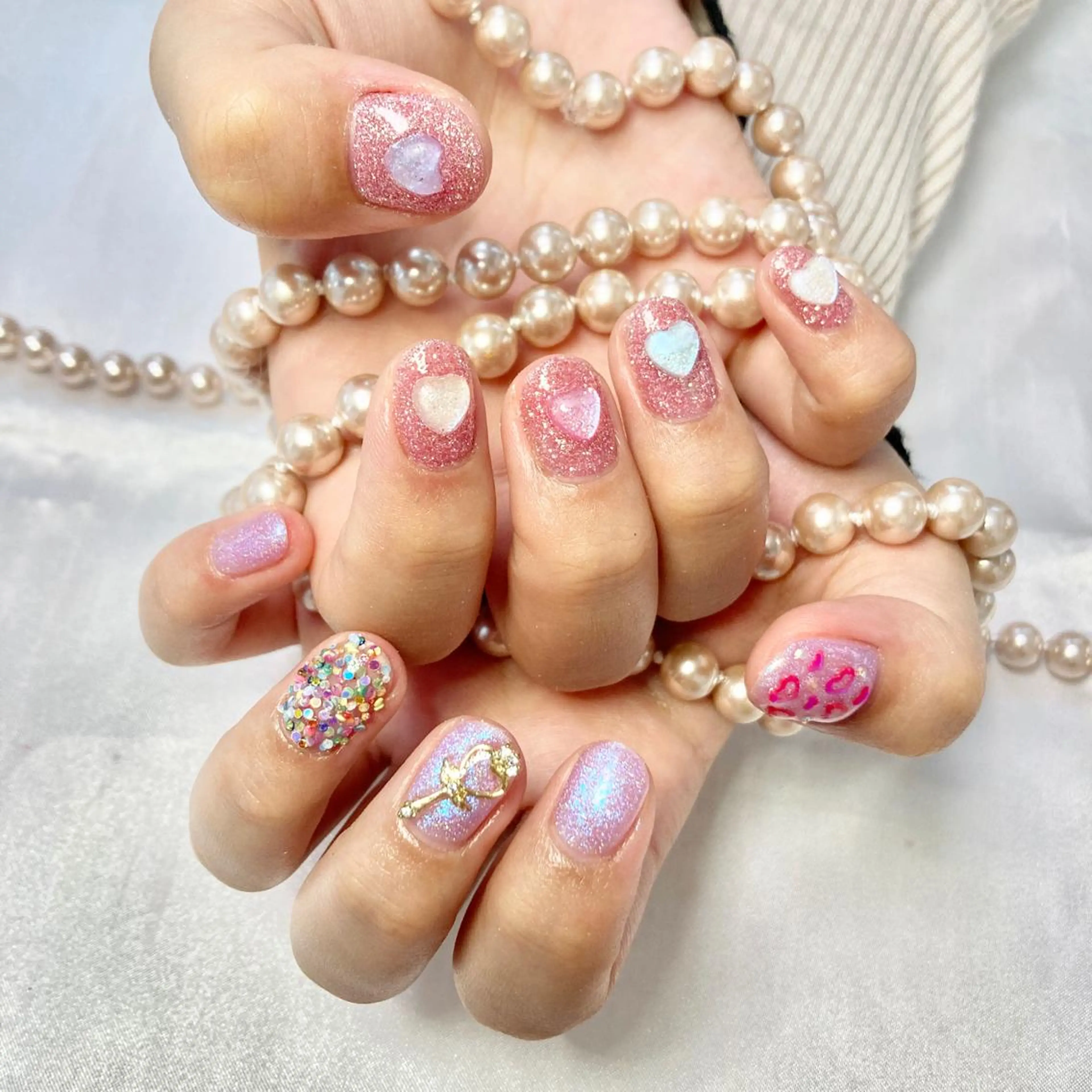 ネイル アートネイル オーロラネイル べっ甲ネイル ブラウン フットネイル 韓国ネイル/新大久保 4分　【Toko】のネイルデザイン