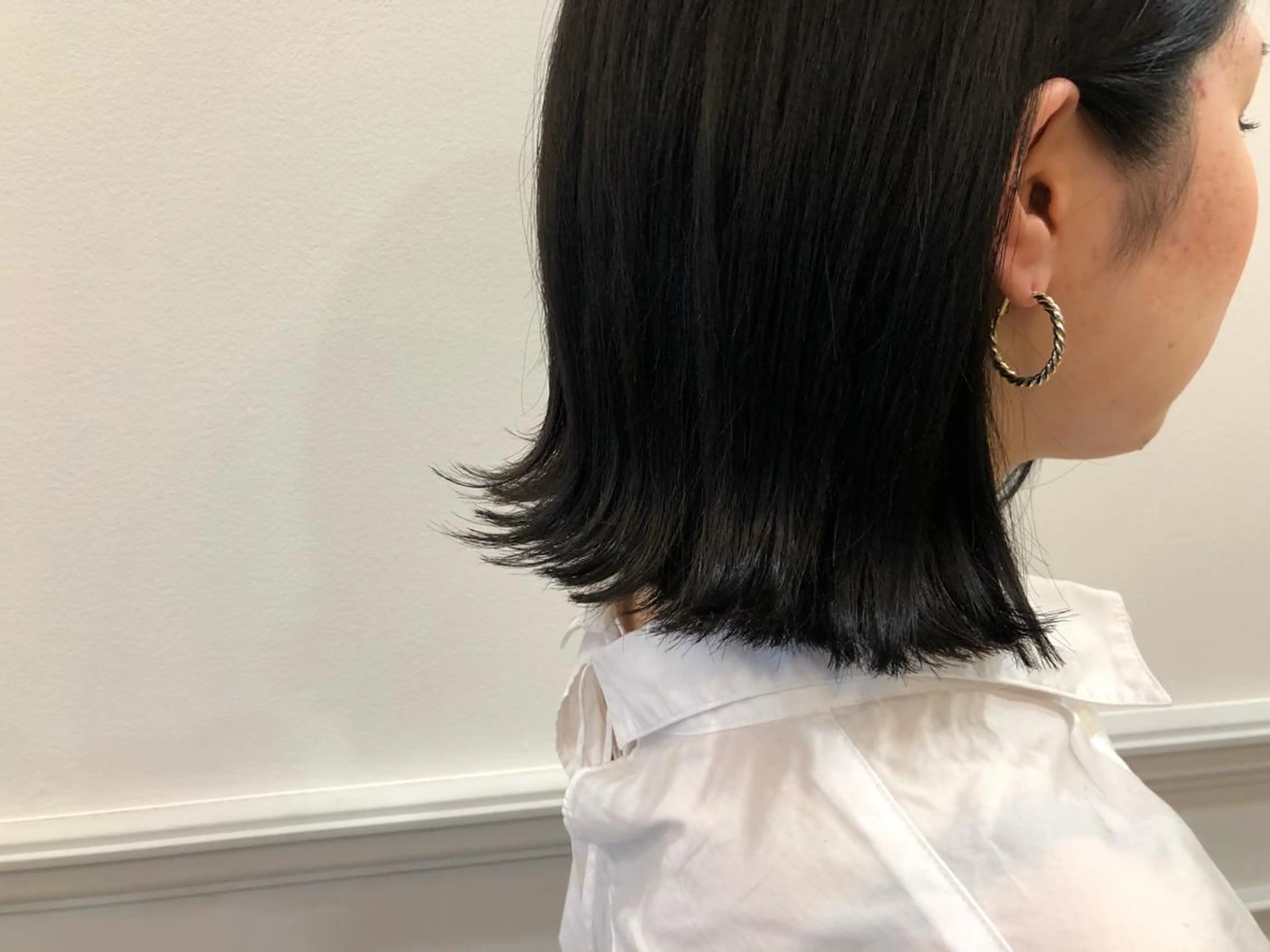 ミディアム カラー ひろせ かなのヘアスタイル