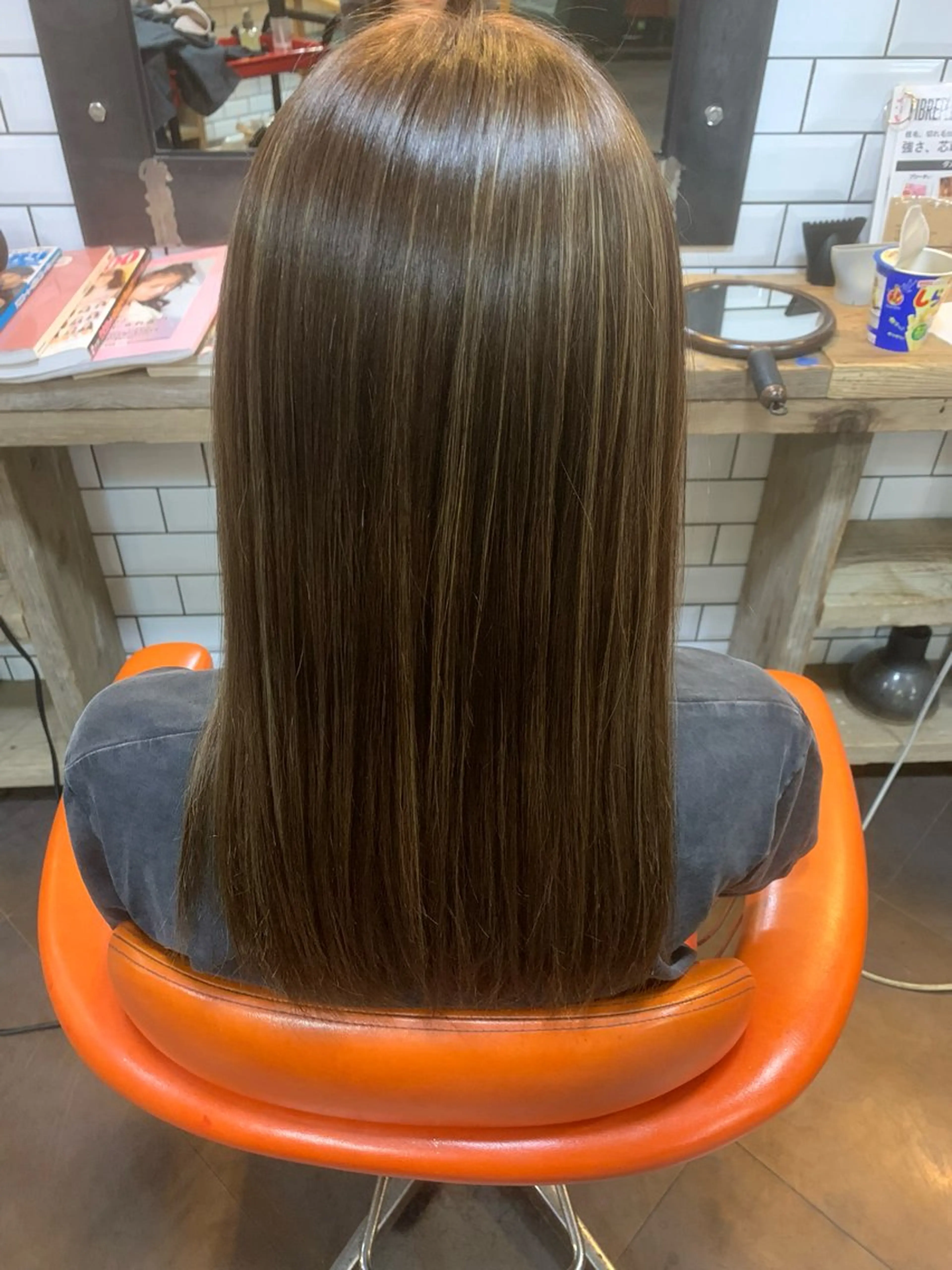 カラー ✂︎GLITTER ✂︎Yuu✂︎のヘアスタイル