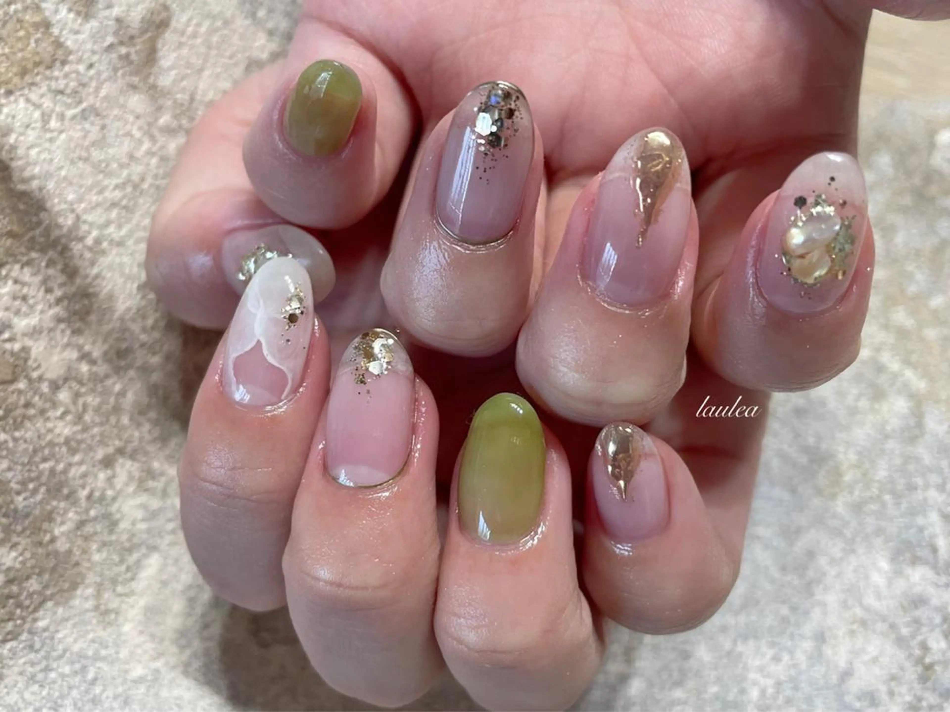 ミディアム ネイル ハンドネイル nagase yumiのネイルデザイン