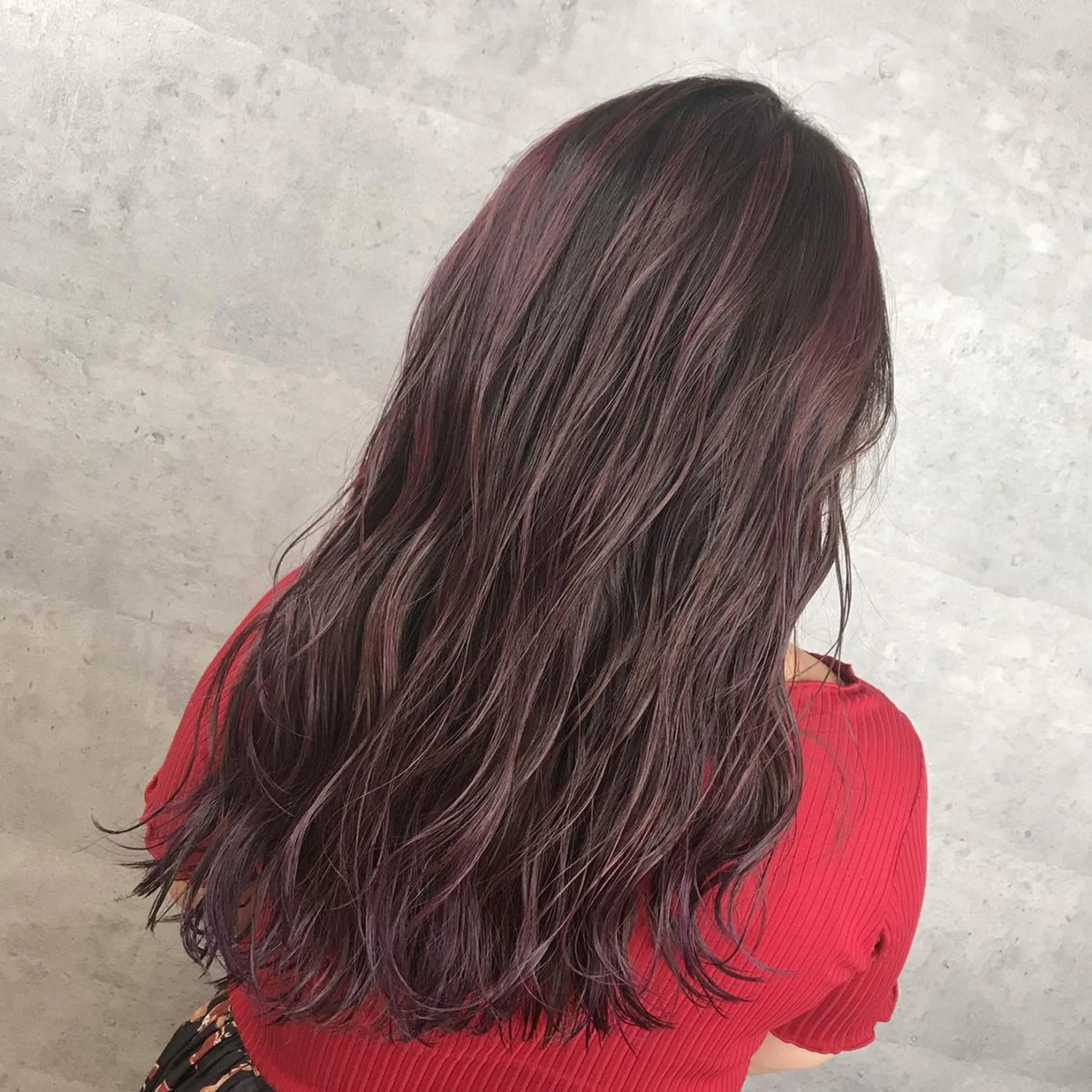 ロング カラー _WHITE 天王寺のヘアスタイル