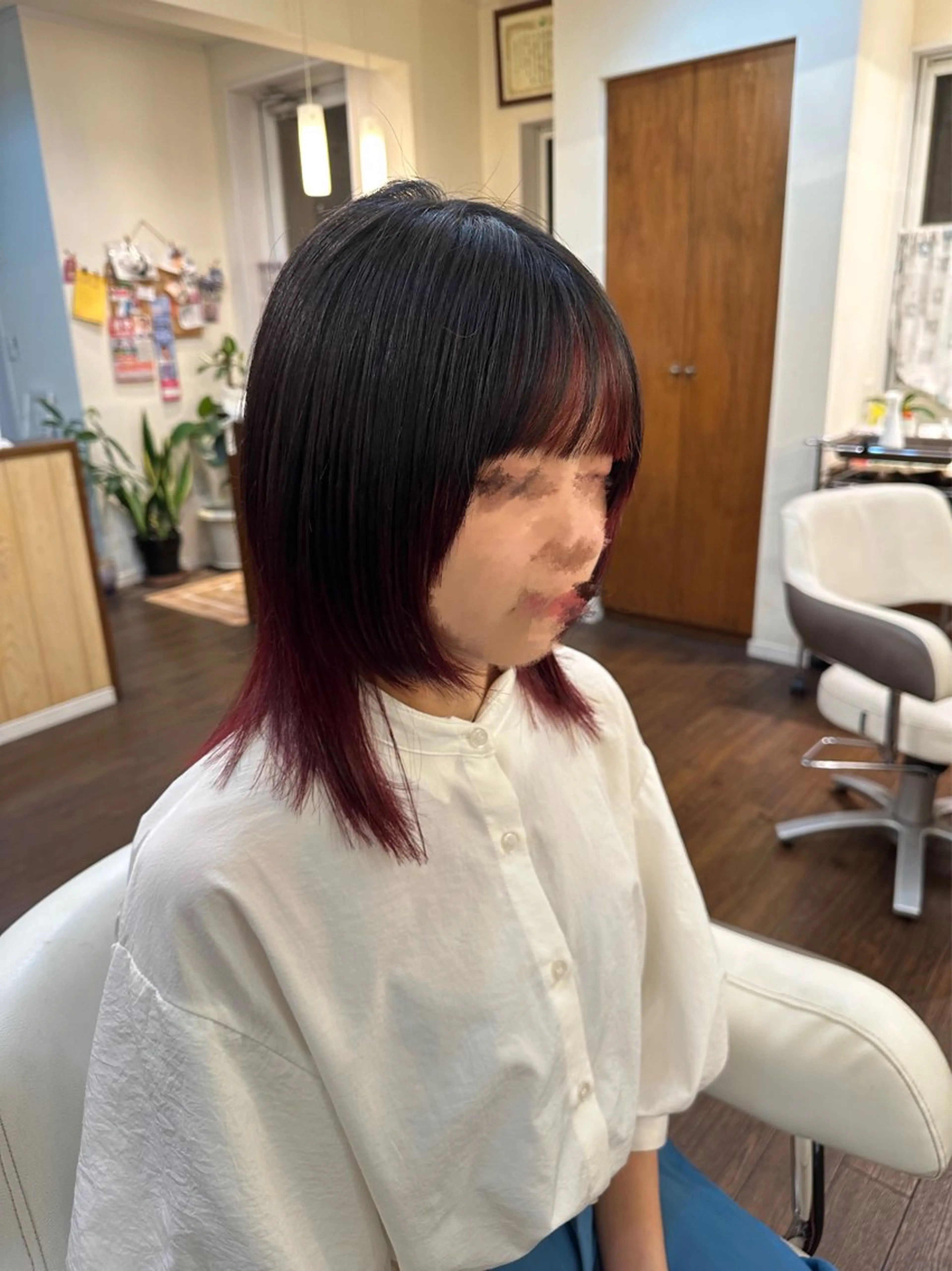 ミディアム カラー デザインカラー ウルフカット 濱野 黎士のヘアスタイル