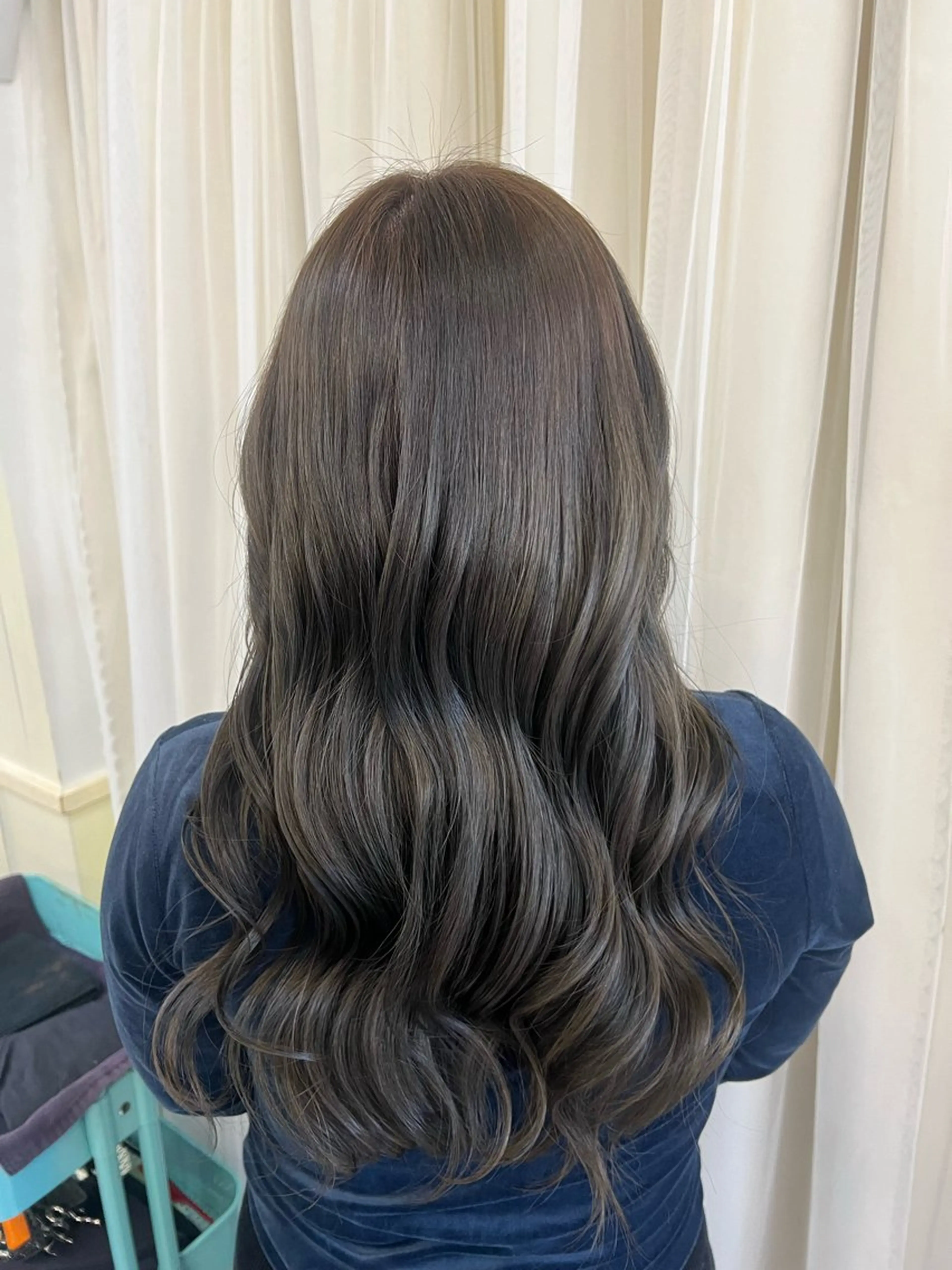 ロング 新城 奈央のヘアスタイル