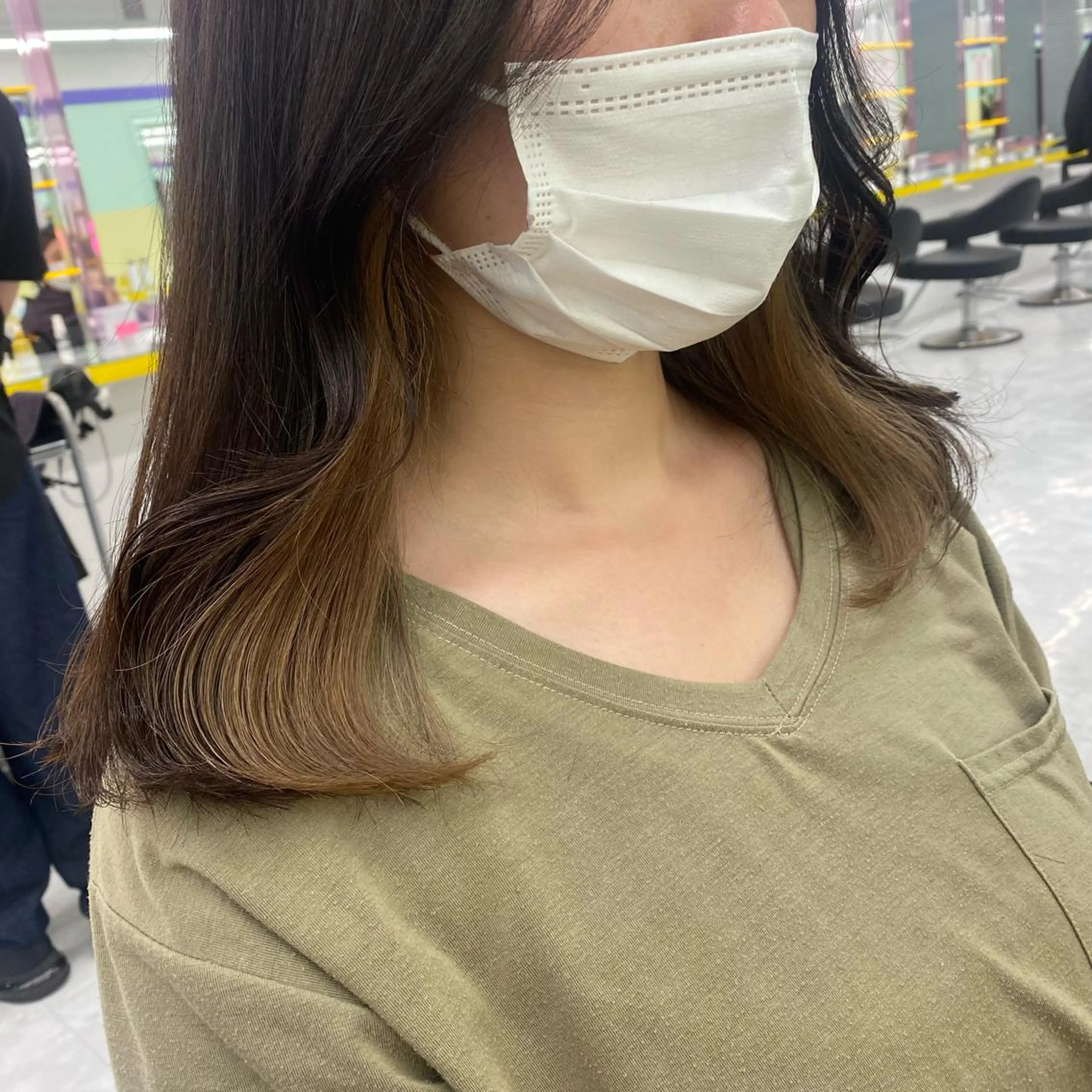 セミロング カラー ヘアアレンジ ヘアカラー トリートメント mai🍑暖色カラー /レイヤー💖のヘアスタイル