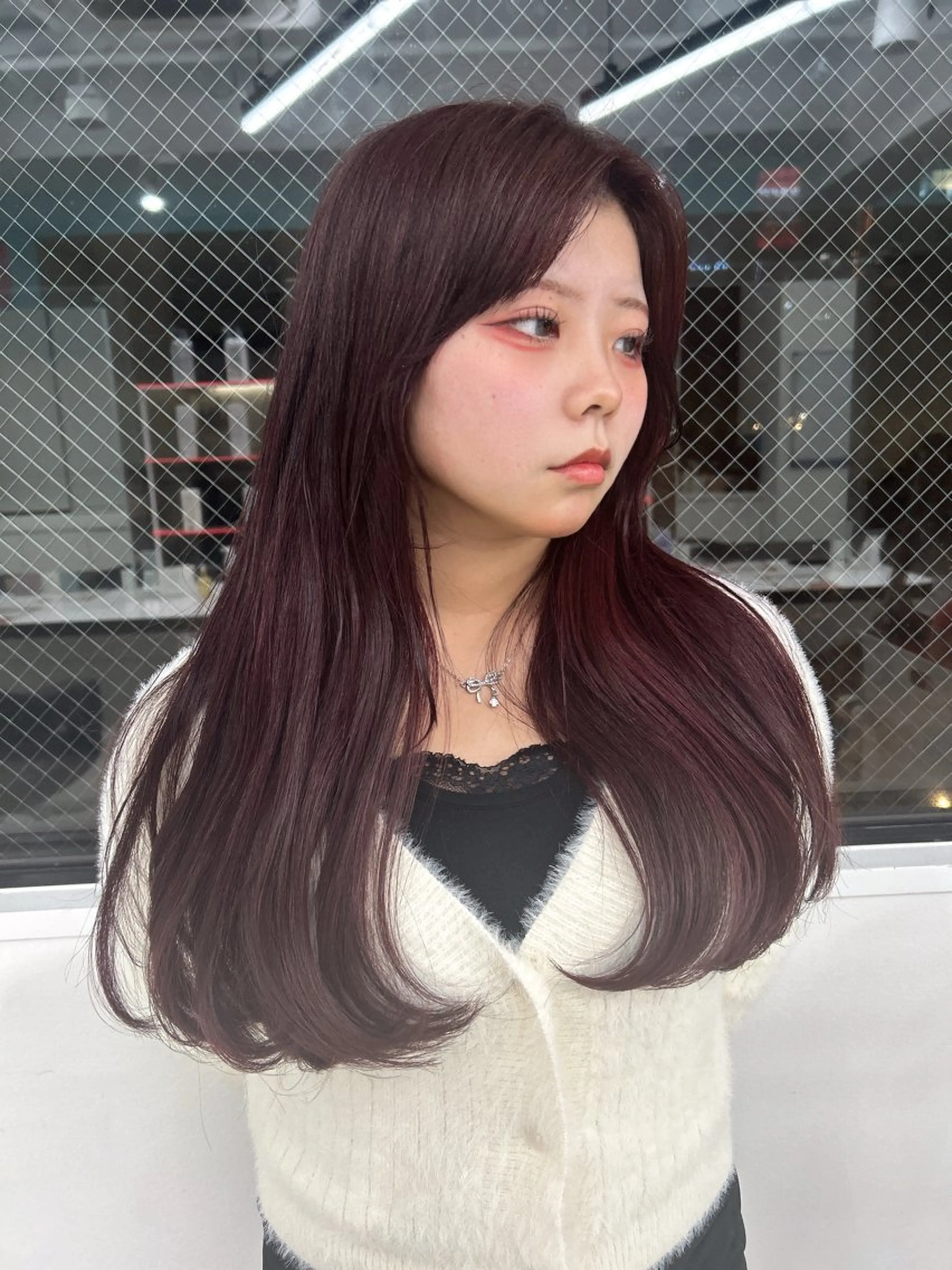 ロング カラー 履歴修正屋さん／ ブロンド／ホワイトのヘアスタイル