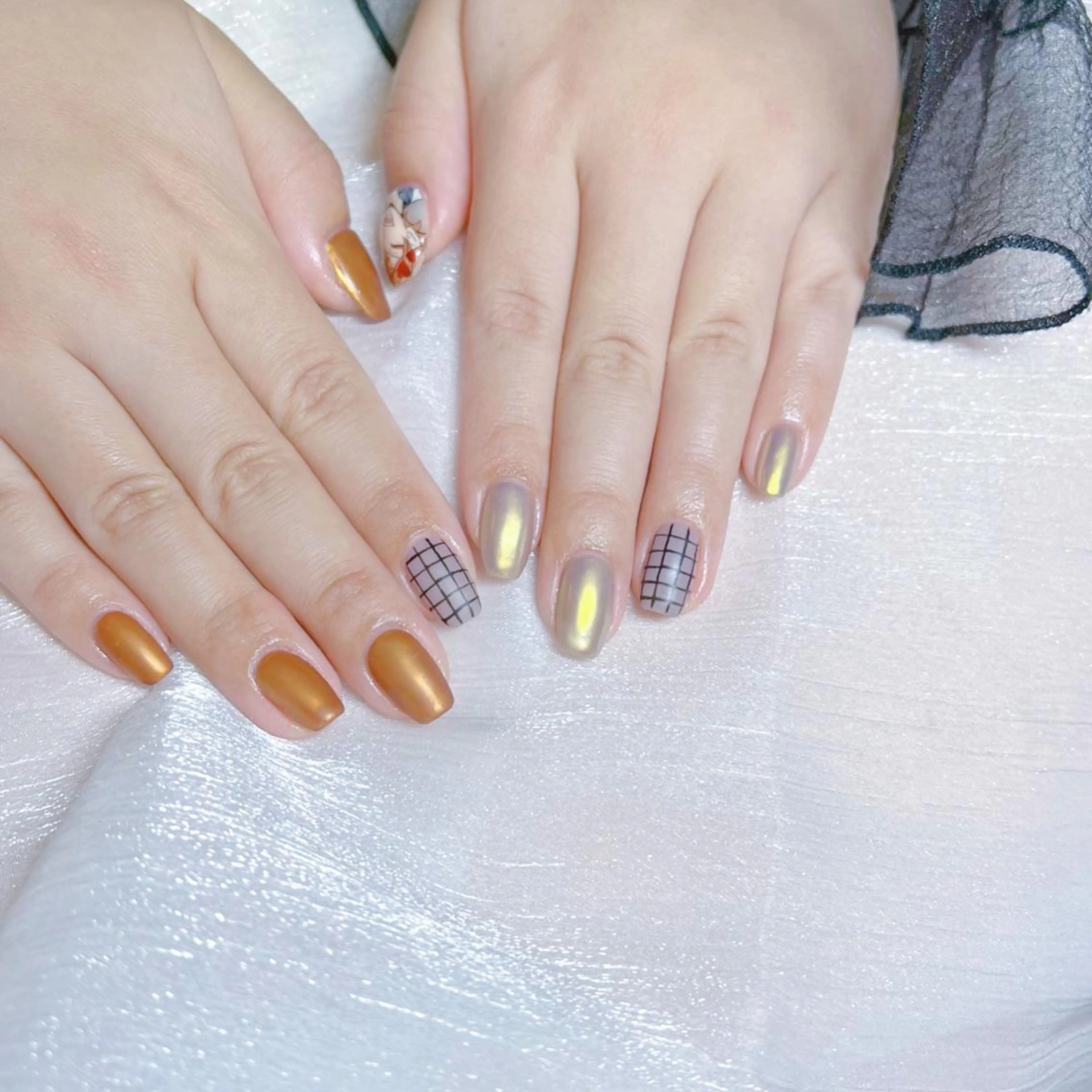 ネイル オーロラネイル フットネイル フレンチネイル ジェルネイル 韓国ネイル ハンドネイル ハンドケア 【ENサロン】 Rei🎀Nailのネイルデザイン