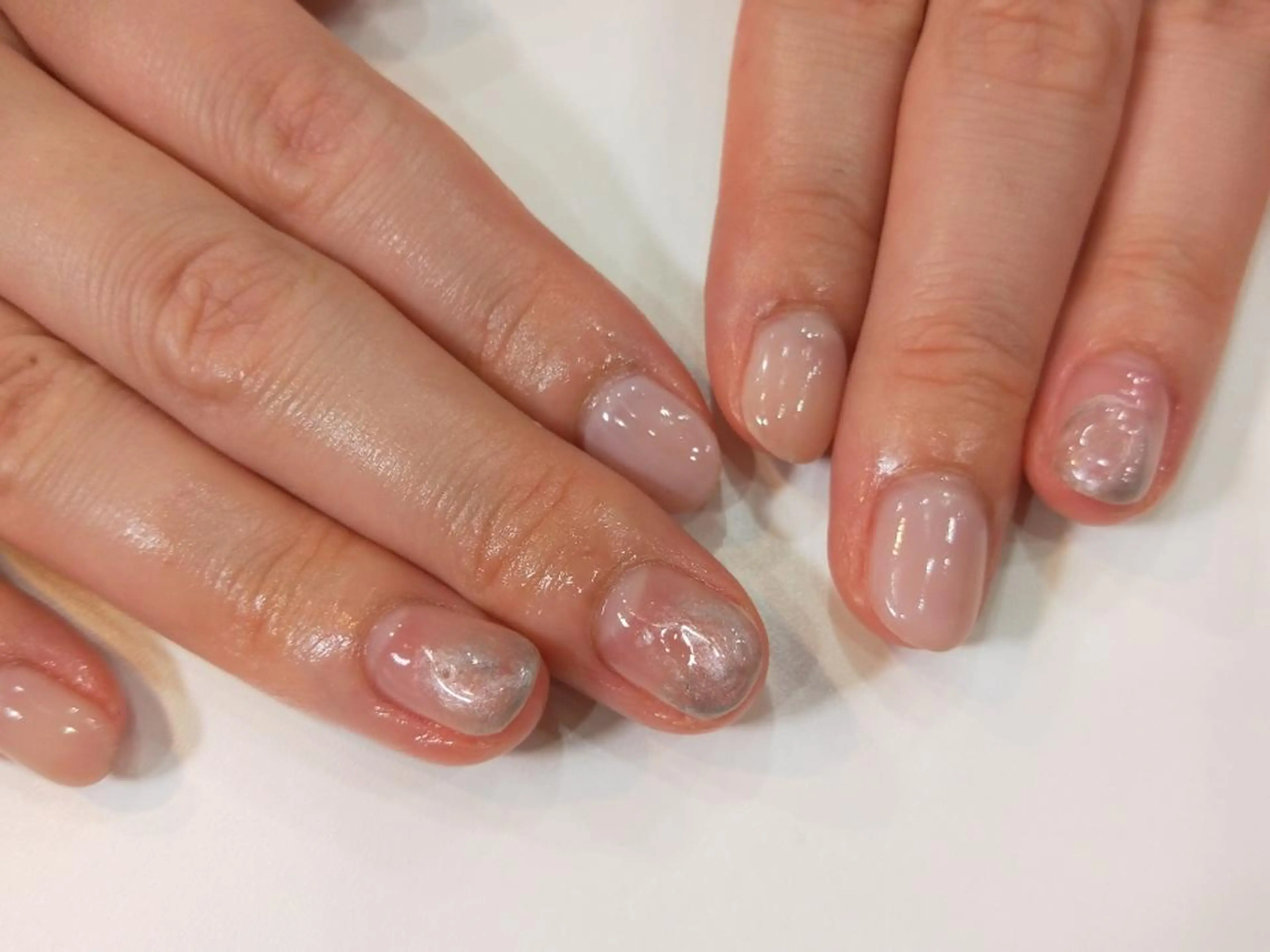 ネイル はばすみれ🎀ﾈｲﾙ 光ﾌｪｲｼｬﾙ ﾍｱのネイルデザイン