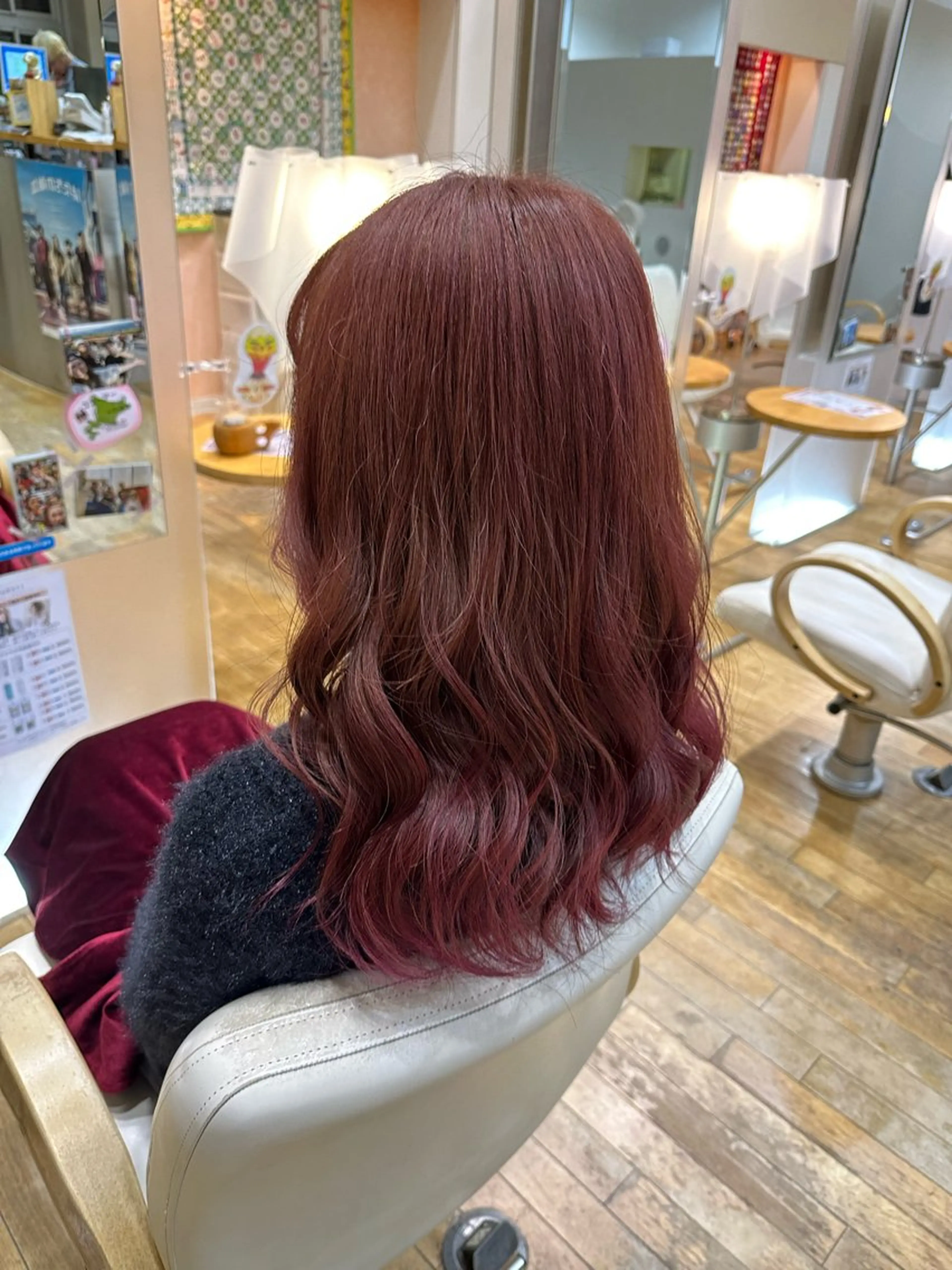 カラー ブラウンカラー ピンクカラー 山本 瑠華のヘアスタイル