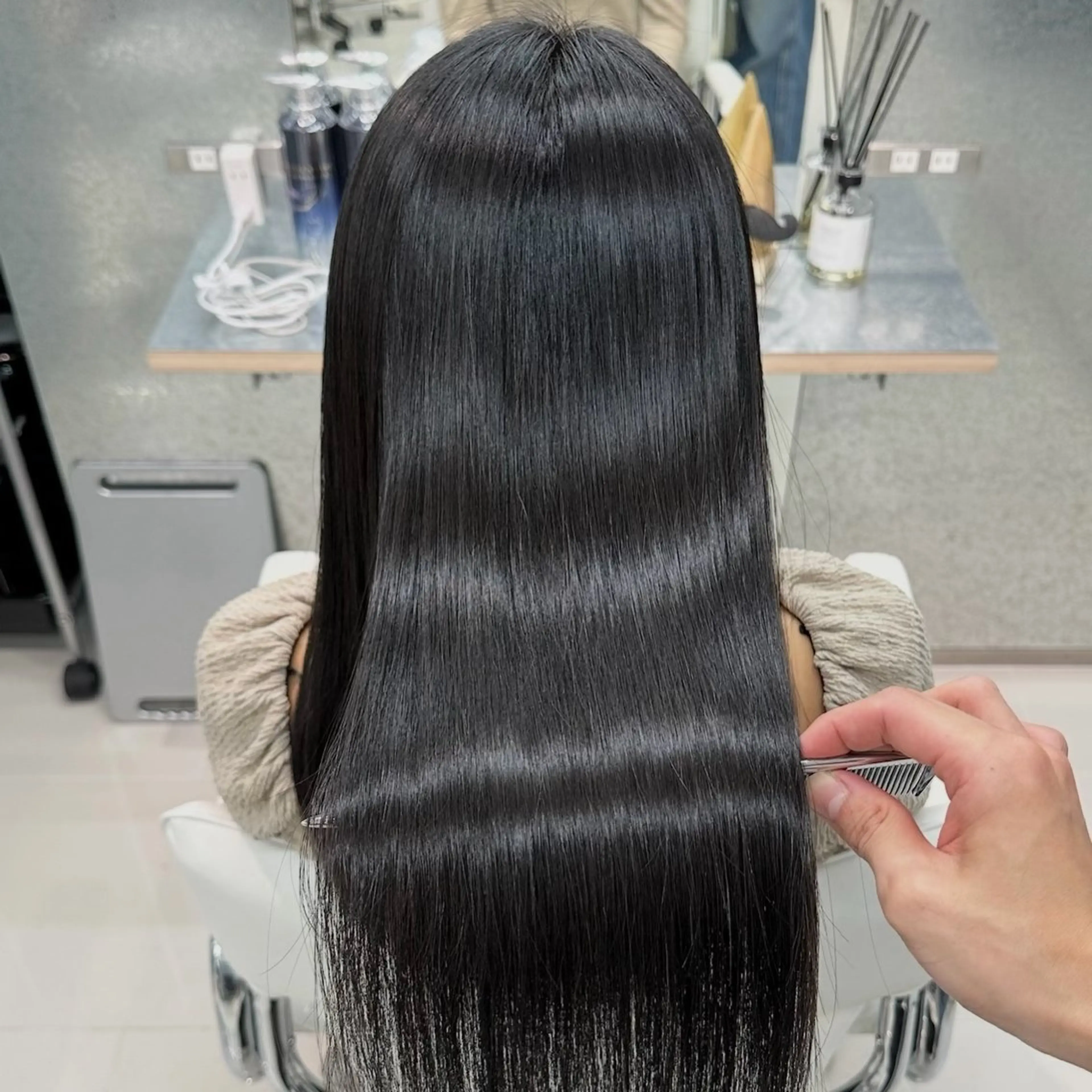 ロング くせ毛 広がり・パサつき改善 /ツヤ美髪/こうたのヘアスタイル