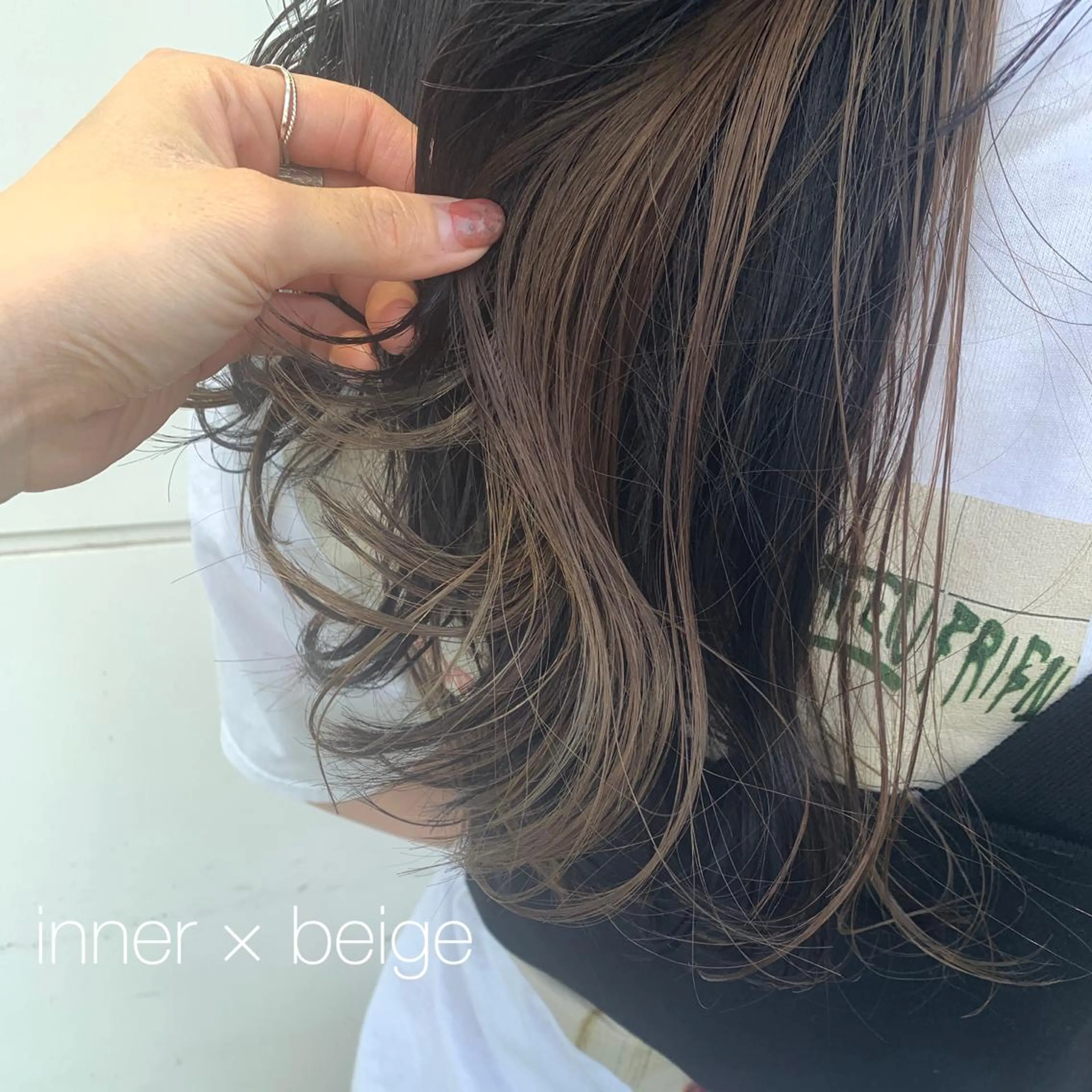ロング カラー RINA🧤 デザインとボブのヘアスタイル