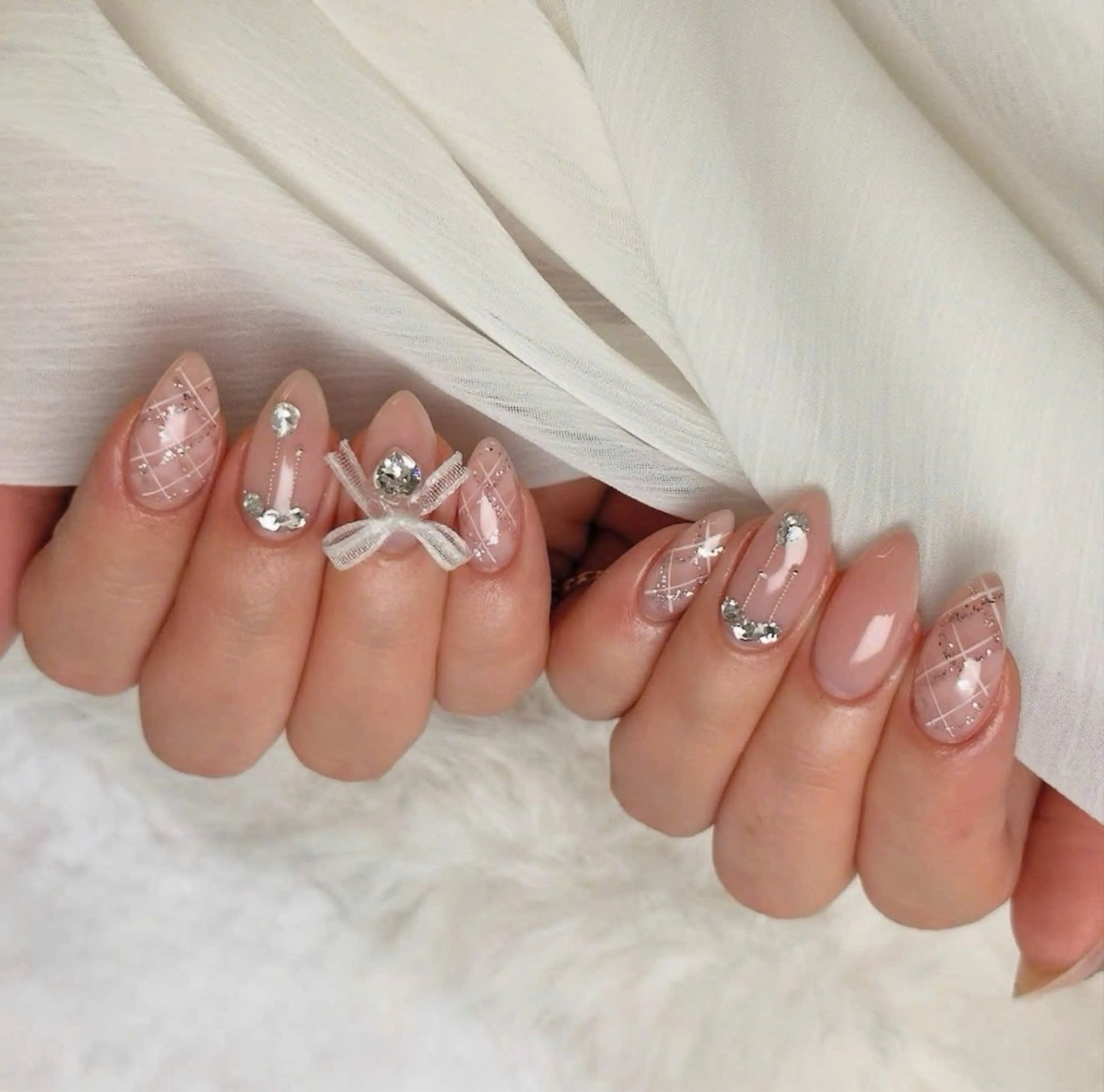 ネイル フラッシュネイル フレンチネイル グラデーション キラキラネイル 韓国ネイル Lina nail所属・Lunaa 池袋のネイルデザイン